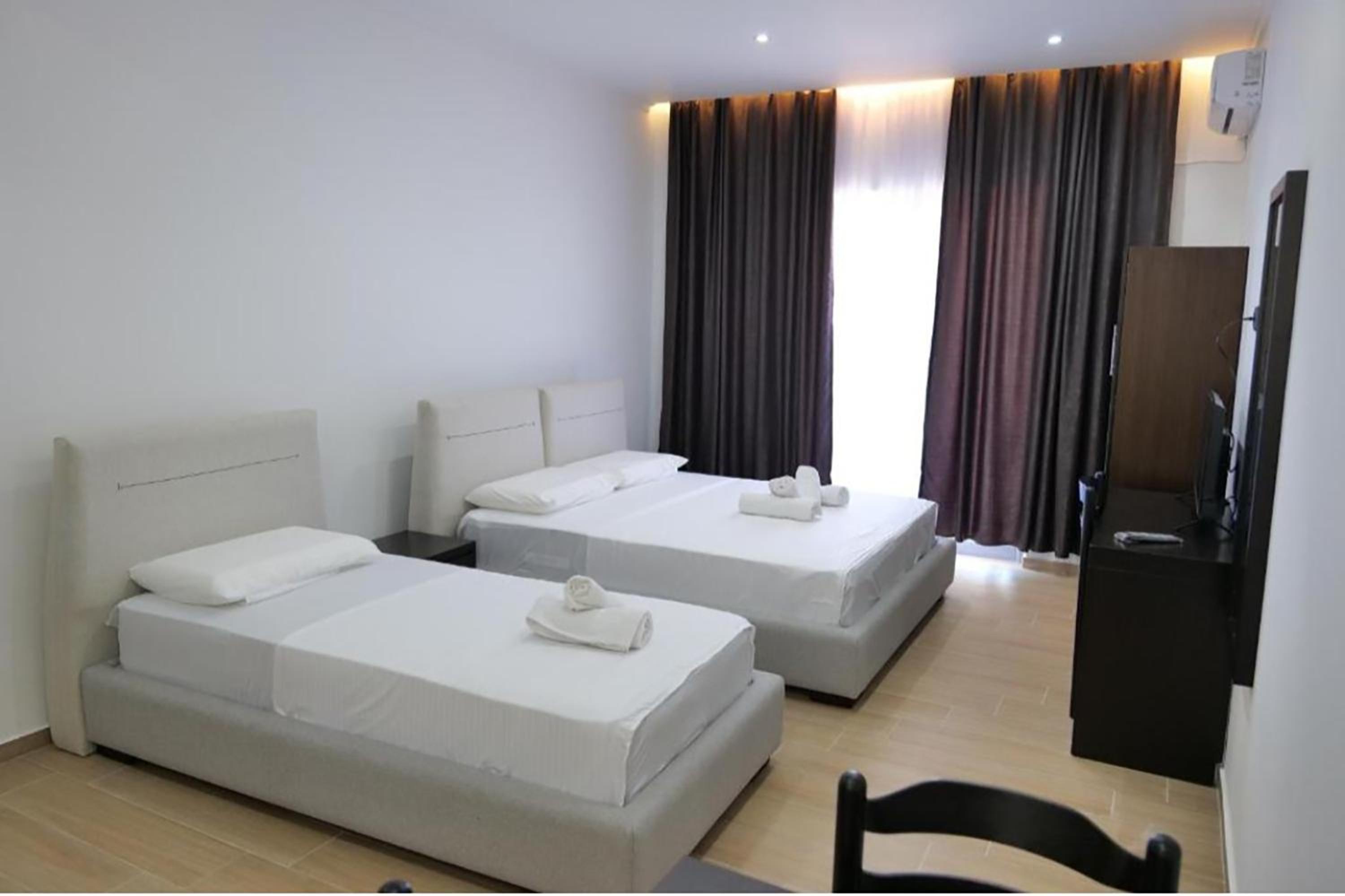 Lux Apartments