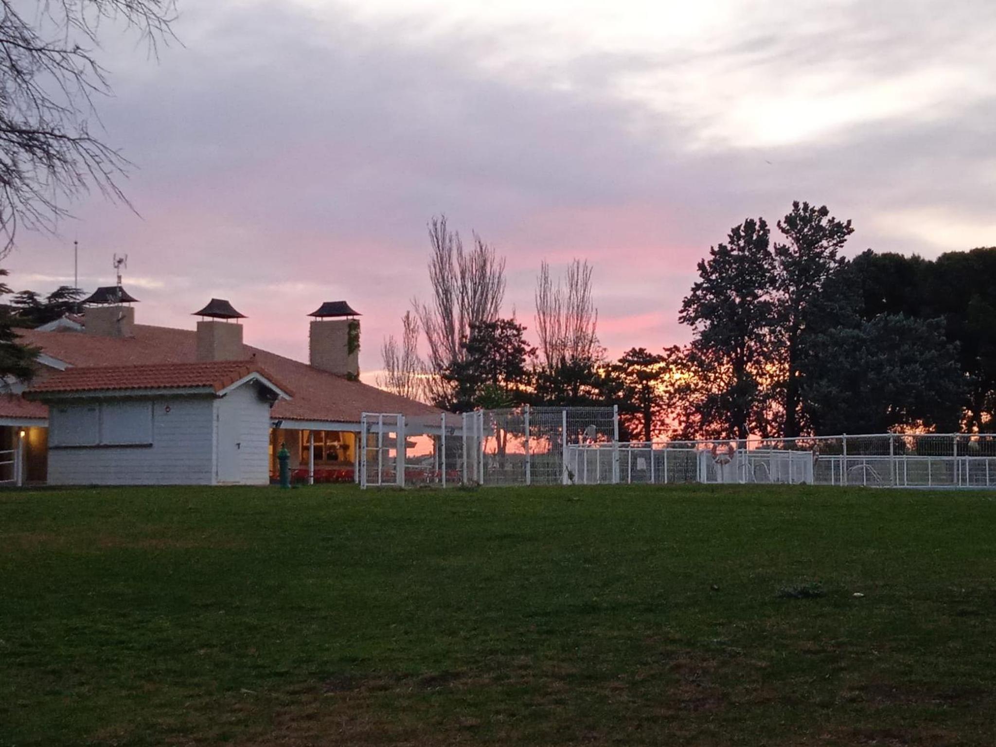 Albergue Zaragoza Camping