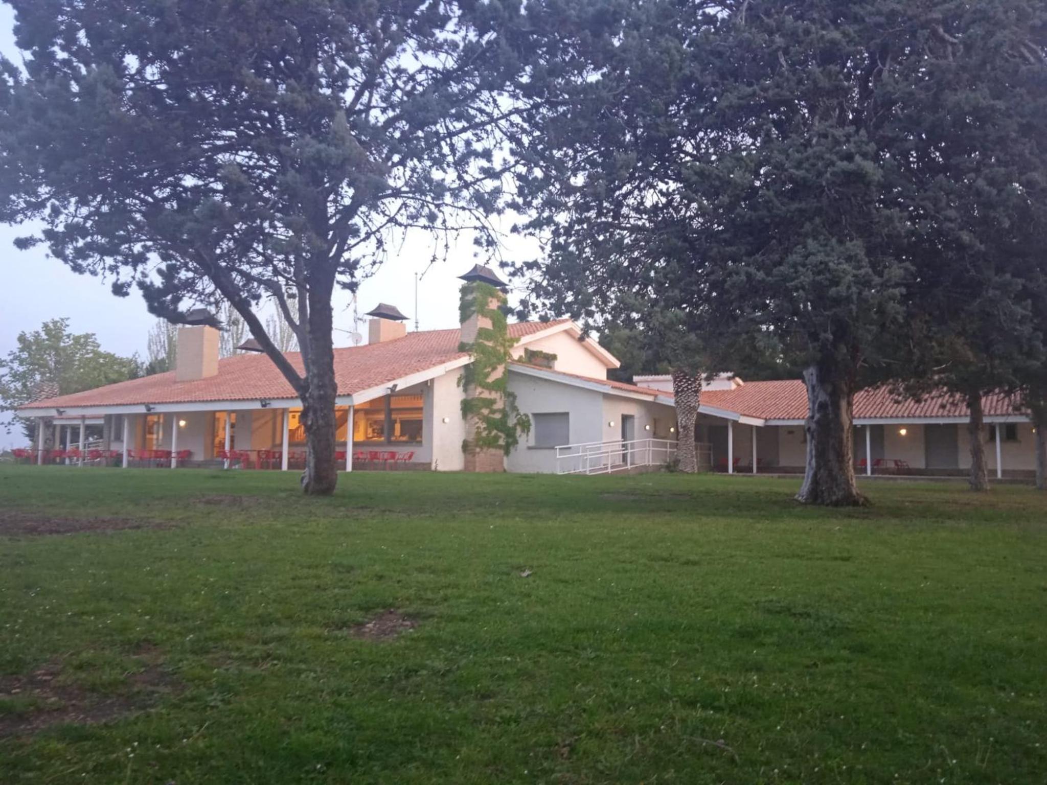 Albergue Zaragoza Camping