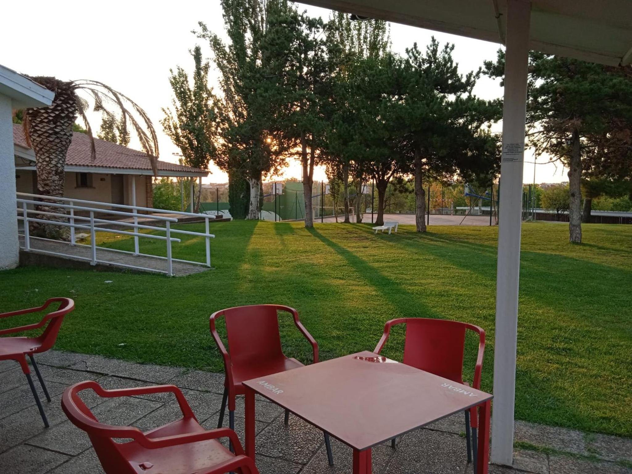 Albergue Zaragoza Camping