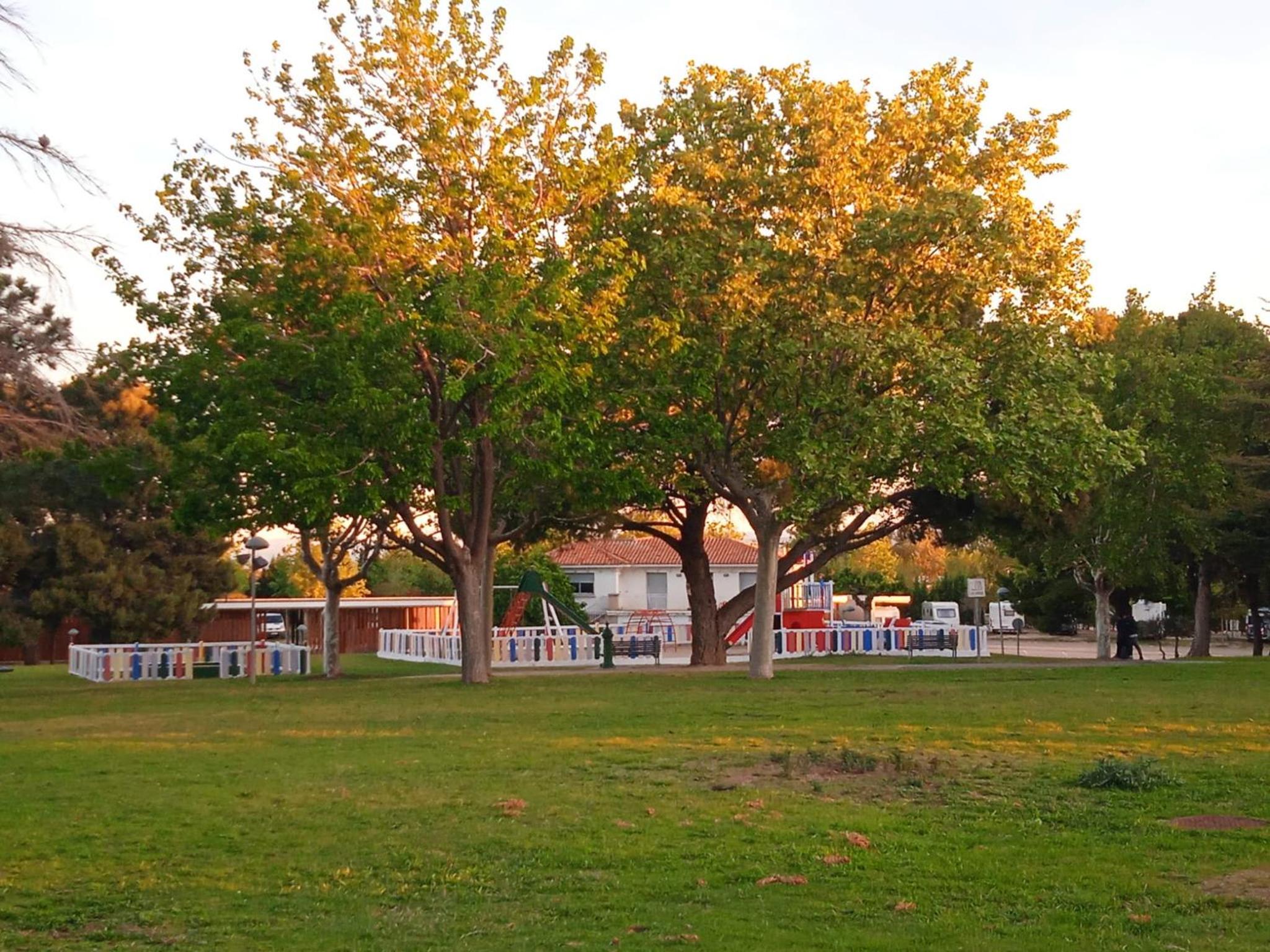 Albergue Zaragoza Camping