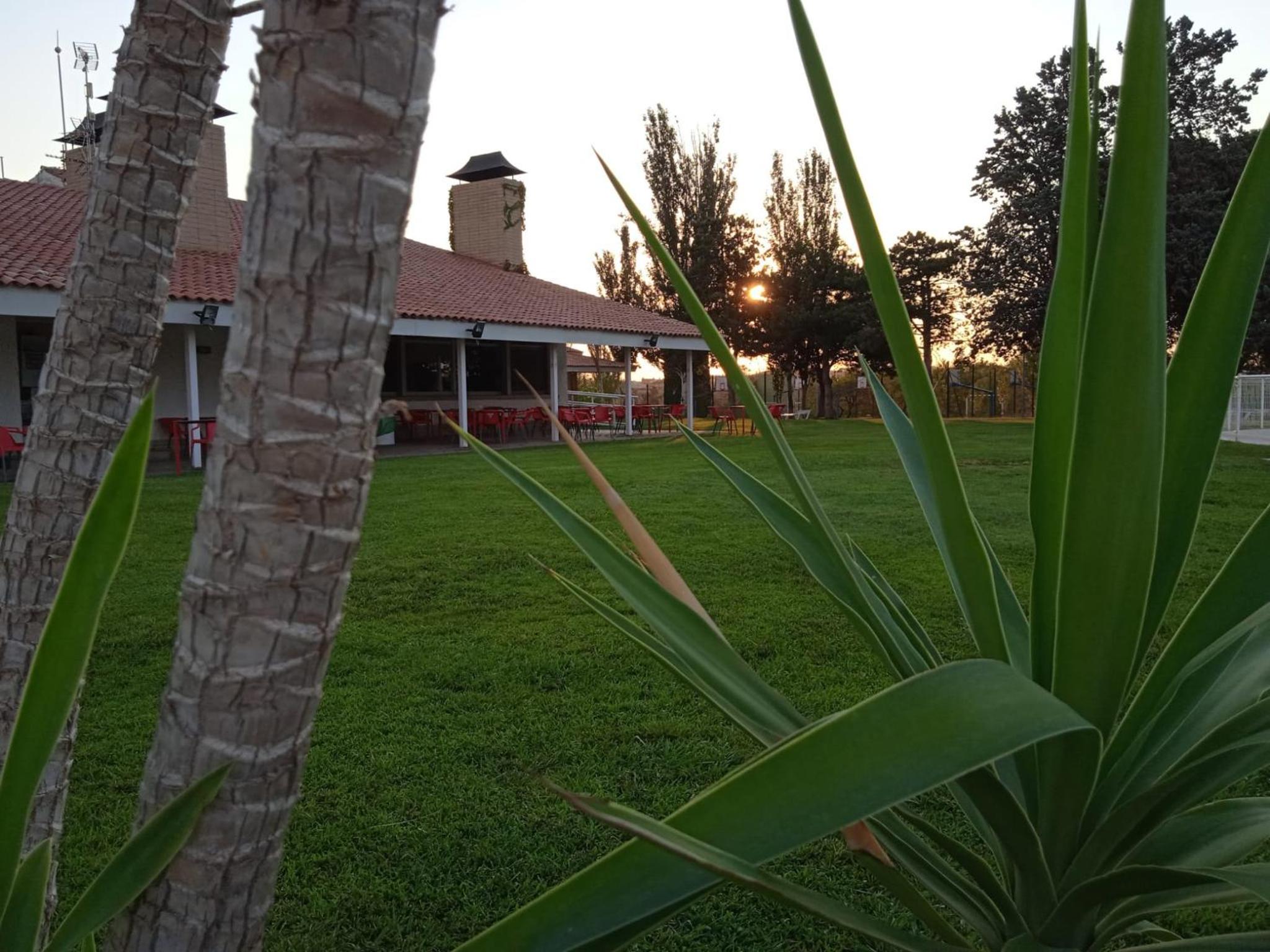 Albergue Zaragoza Camping