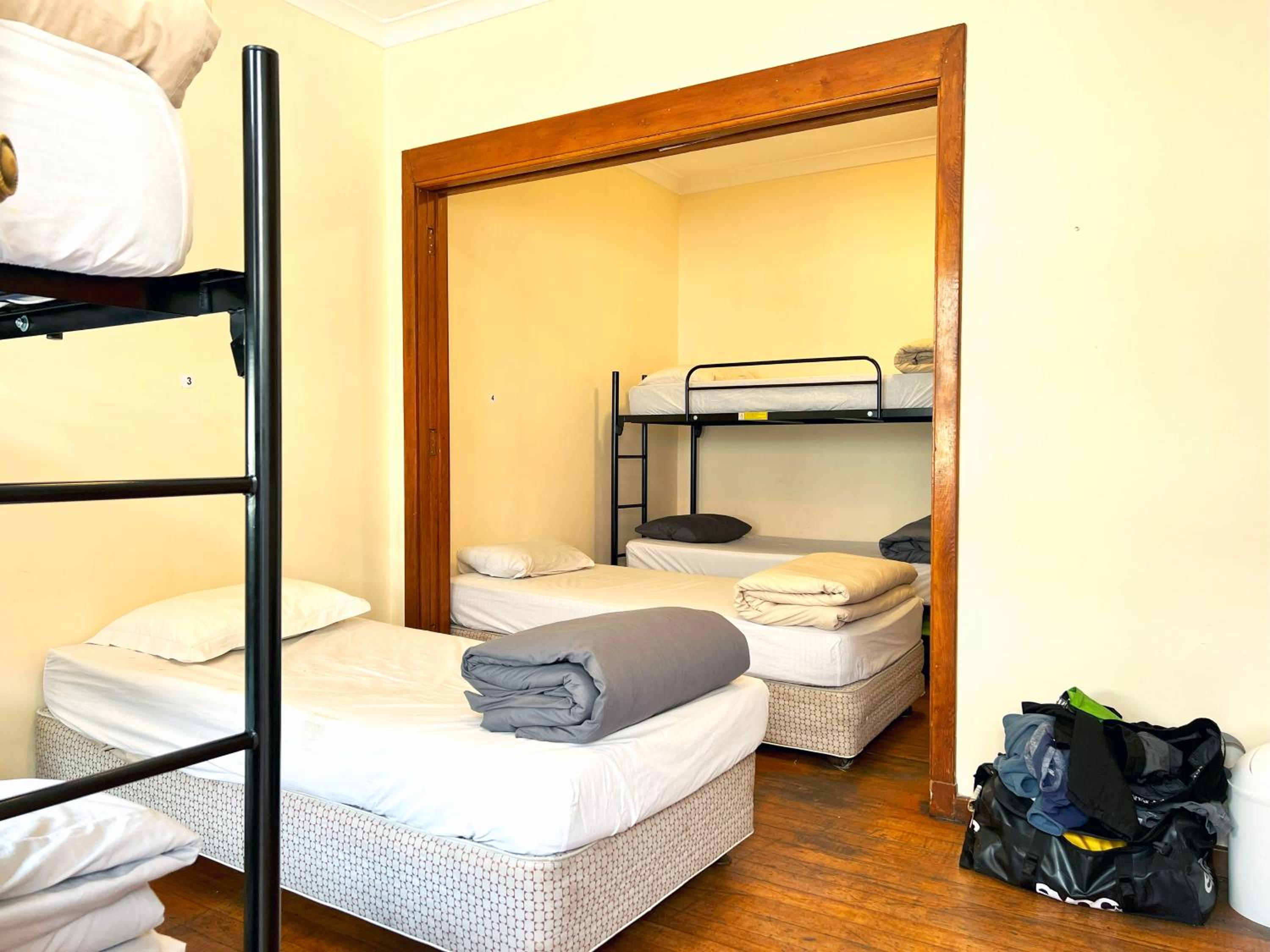Long Street Backpackers
