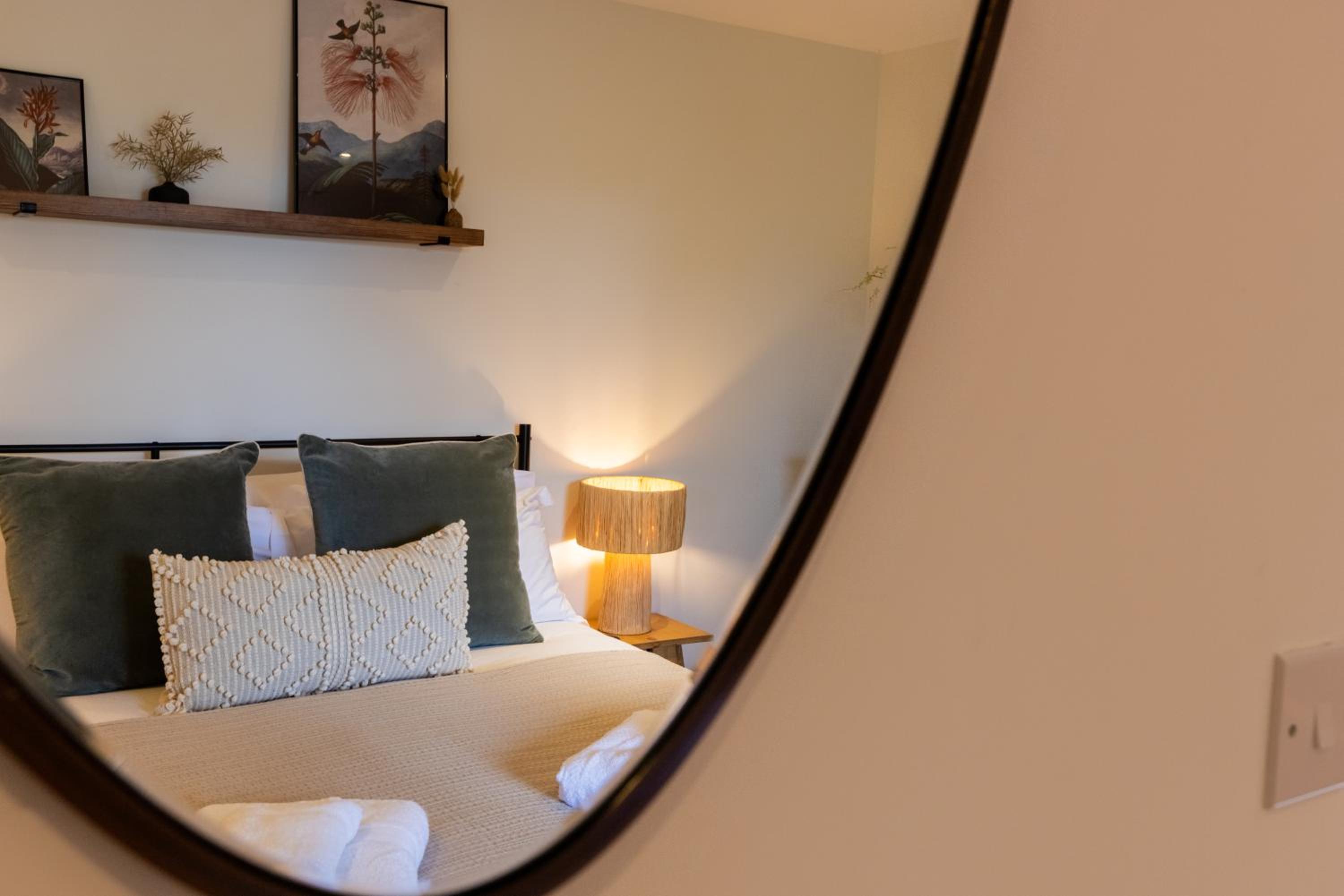 Llyn View HM122 Lakeside Spa Holidays view 3