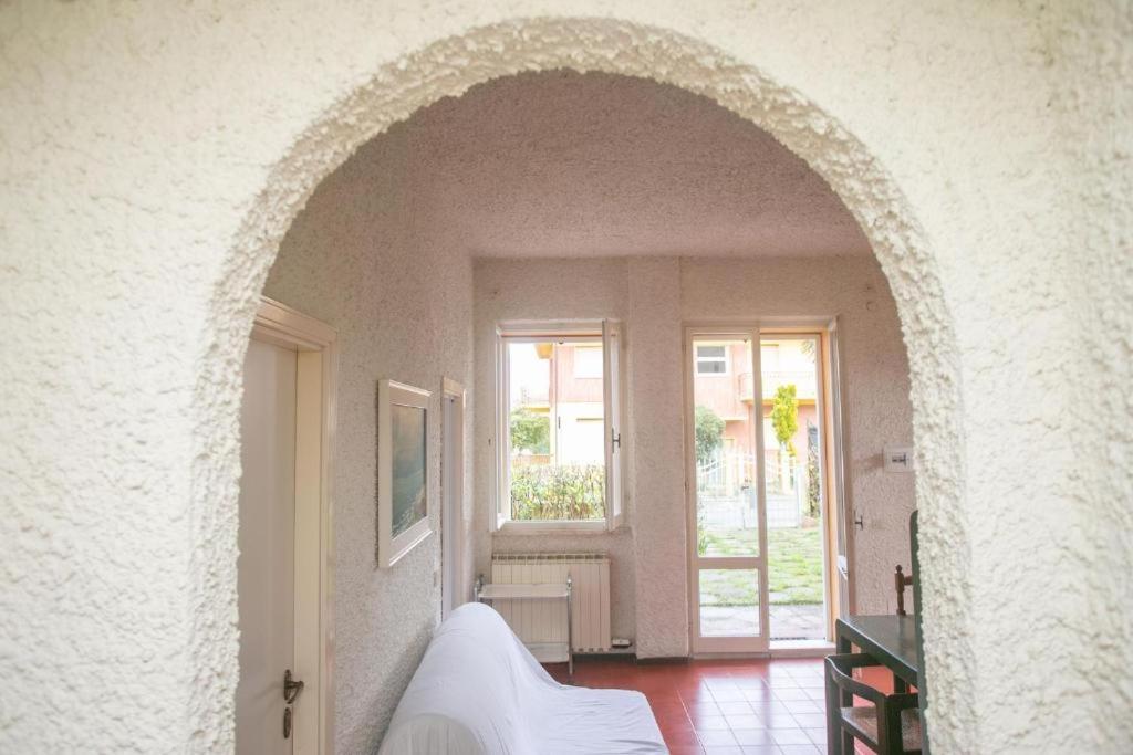 M015 - Marcelli, trilocale con giardino a 80mt dal mare photo 3