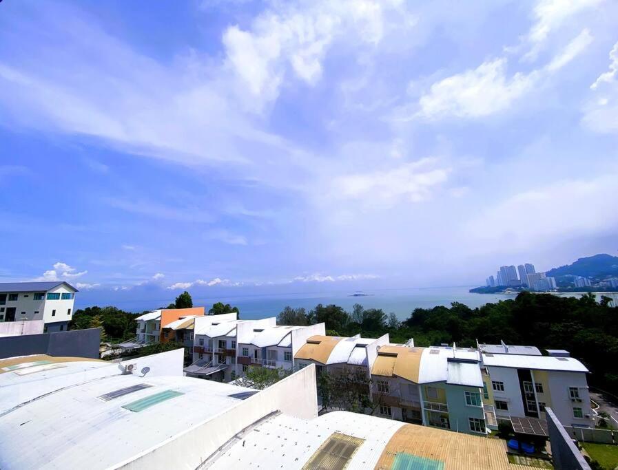 Shamrock Breeze Villa 2: Coastal Haven for 25 Guests photo 7
