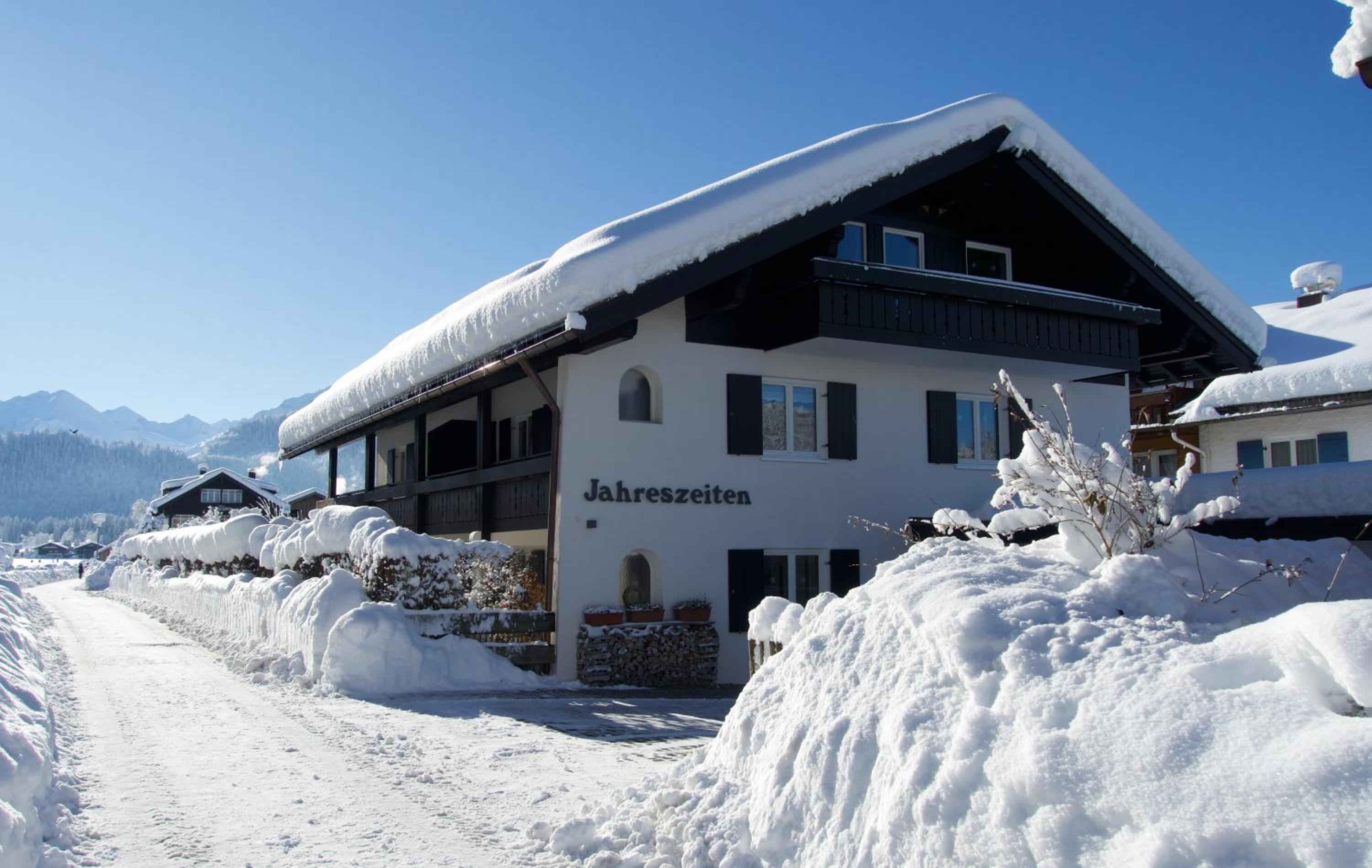 Haus Jahreszeiten
