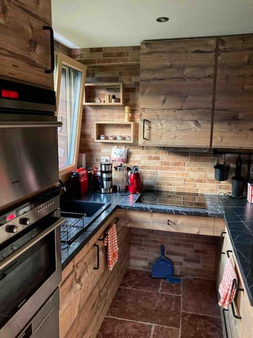 Cosy Chalet 87 in Engelberg with spectacular mountain and lake Views