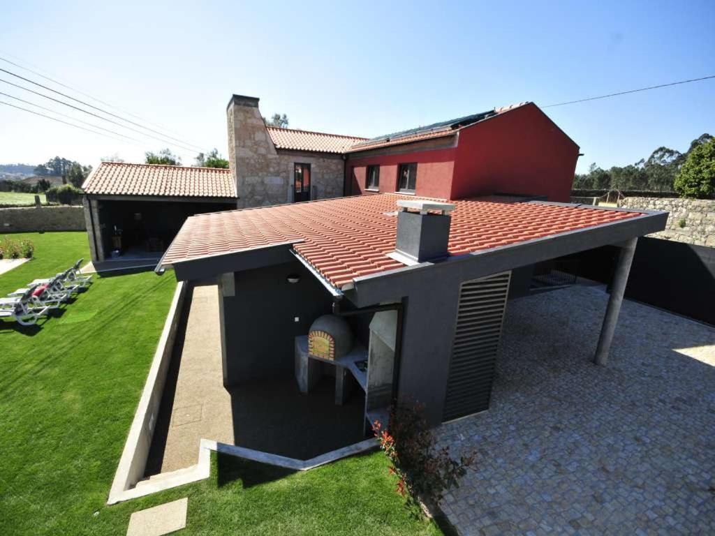 Lovely Esposende Villa 4 Bedrooms Villa Cocola Ping Pong Table view 2