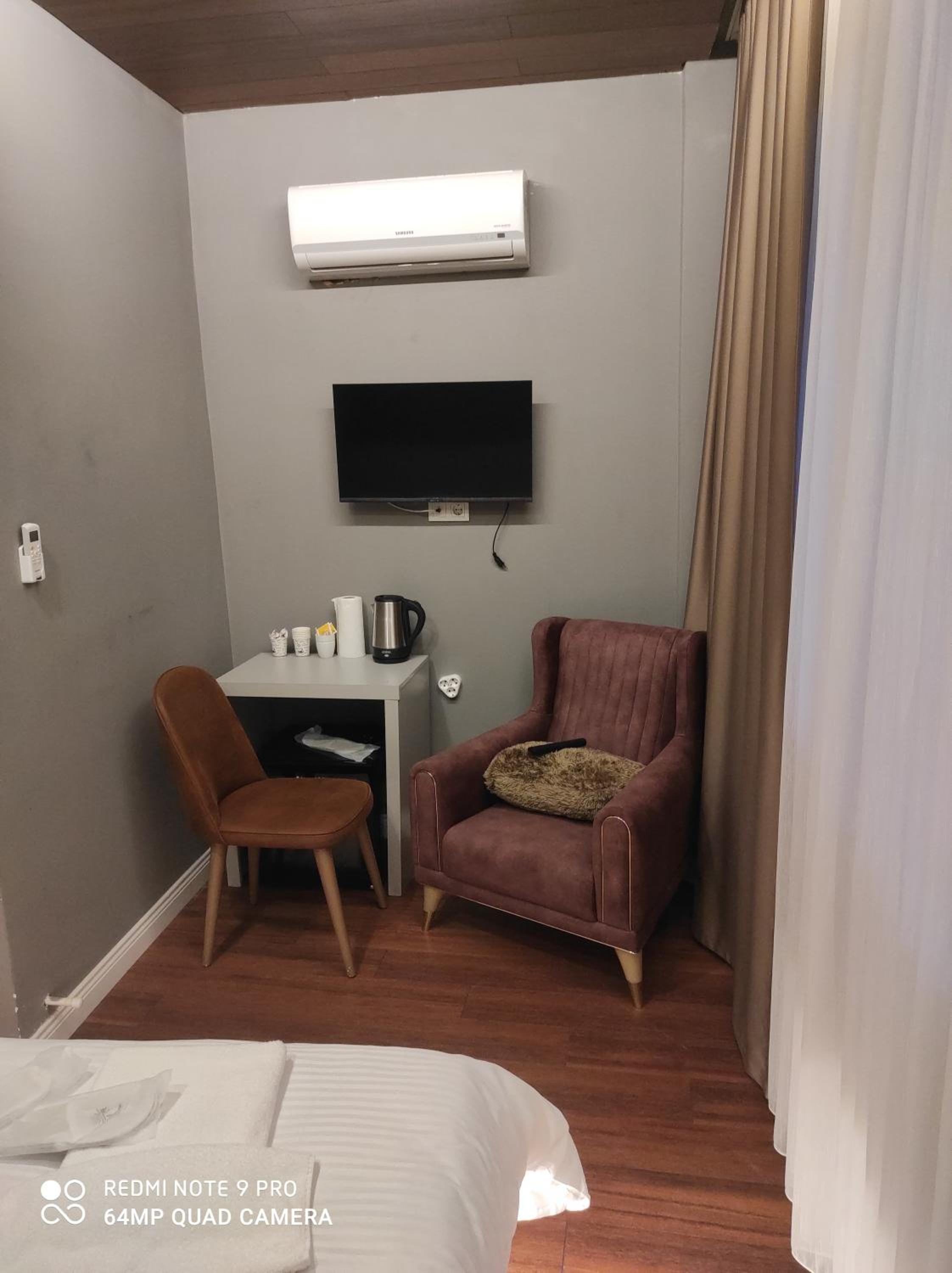 Gökotta Süit - Image 104