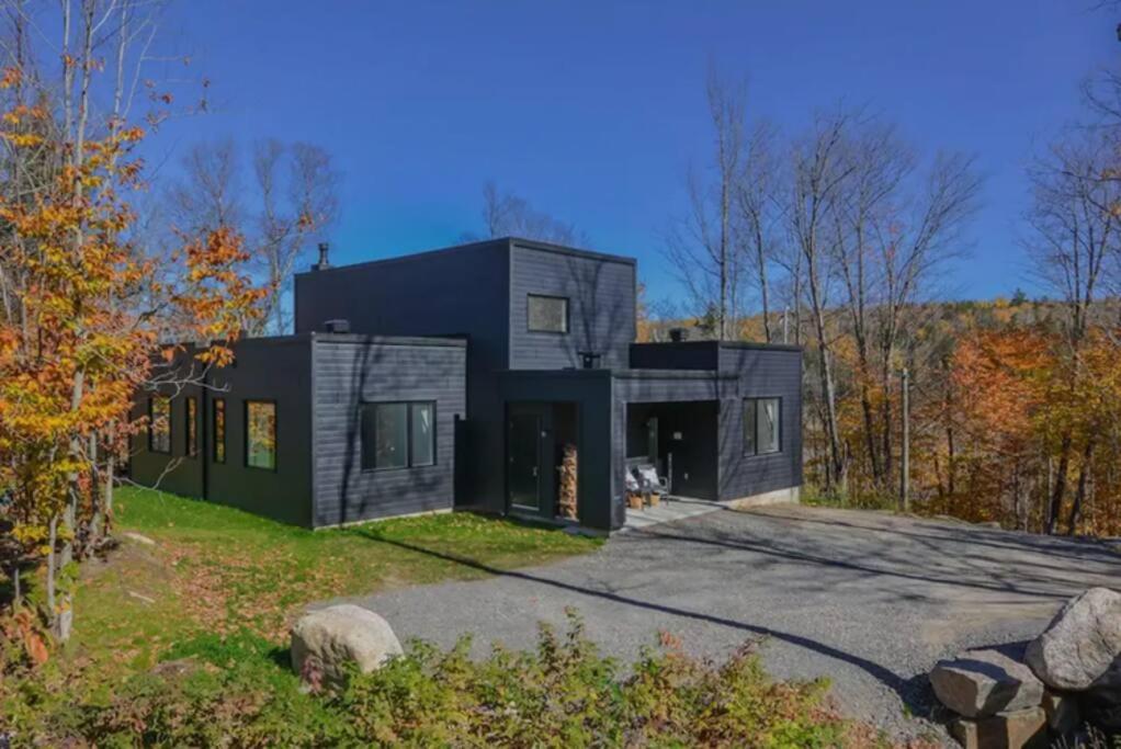 Luxury Home in a Resort- 12 min to Mont Tremblant