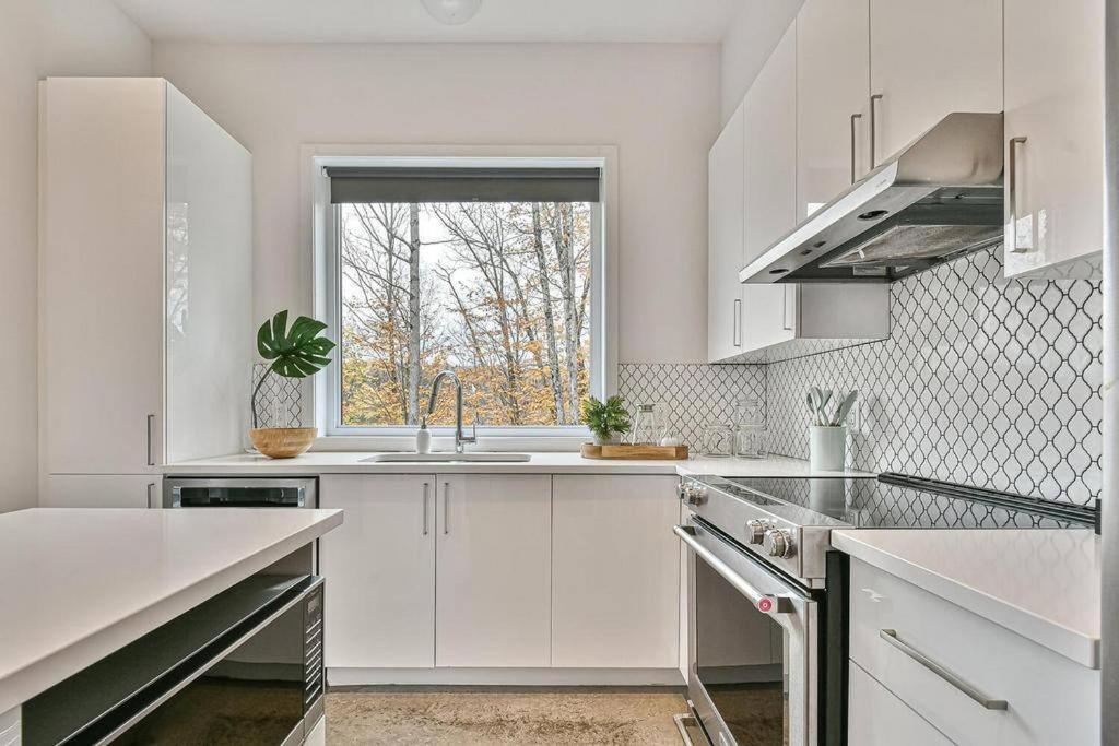 Luxury Home in a Resort- 12 min to Mont Tremblant