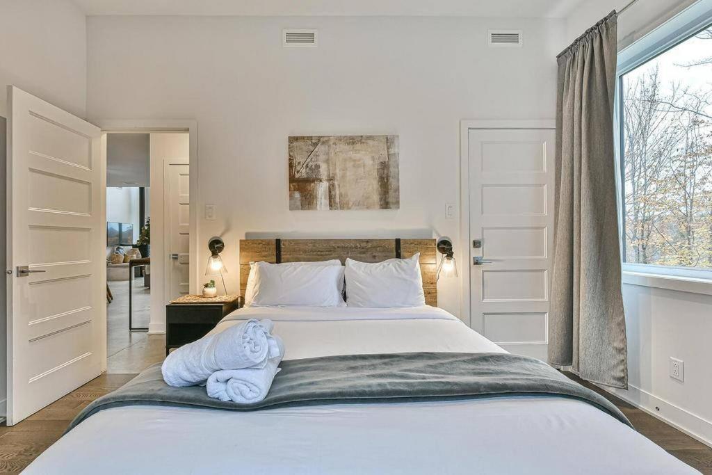 Luxury Home in a Resort- 12 min to Mont Tremblant