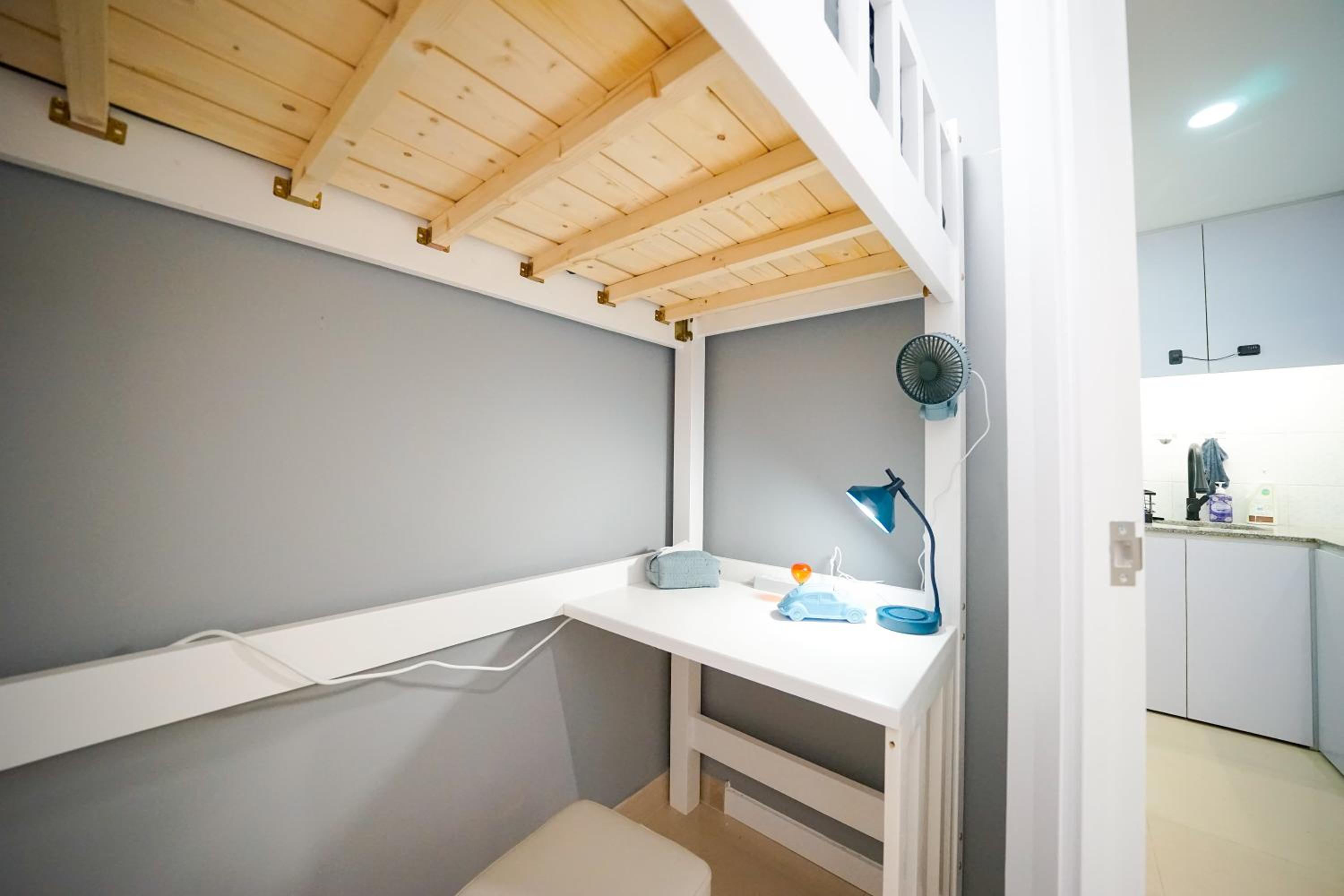 Student Accommodation - 294 Hennessy Road