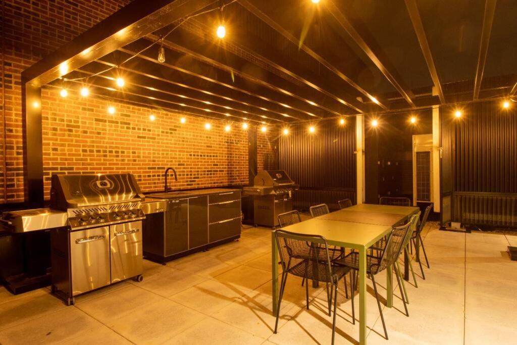 Downtown Montreal Premium Cozy Studio