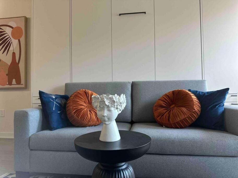 Downtown Montreal Premium Cozy Studio