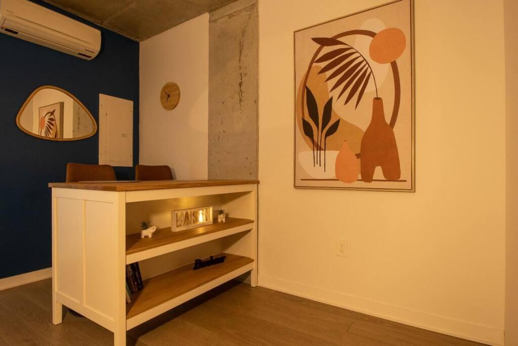 Downtown Montreal Premium Cozy Studio