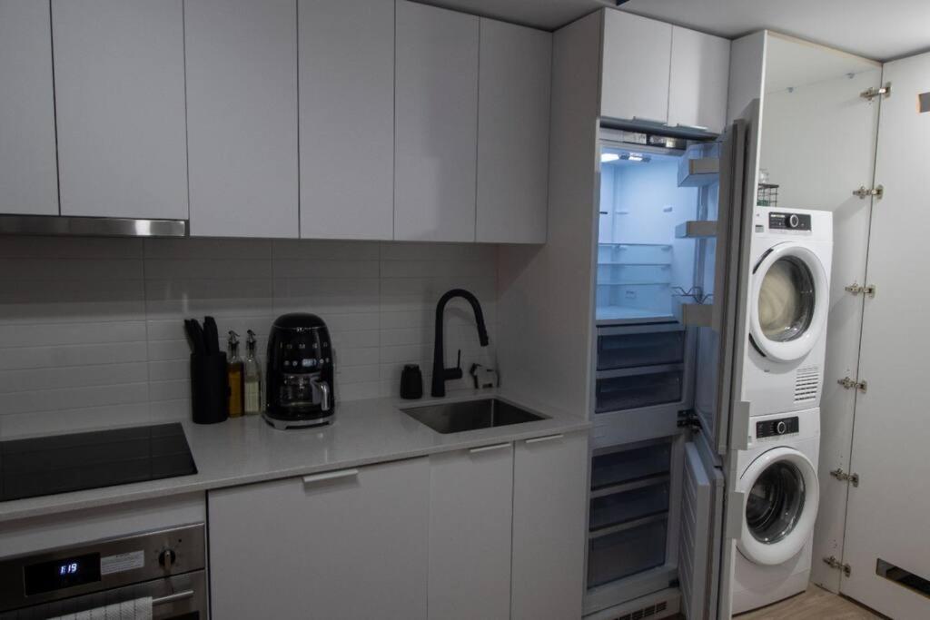 Downtown Montreal Premium Cozy Studio