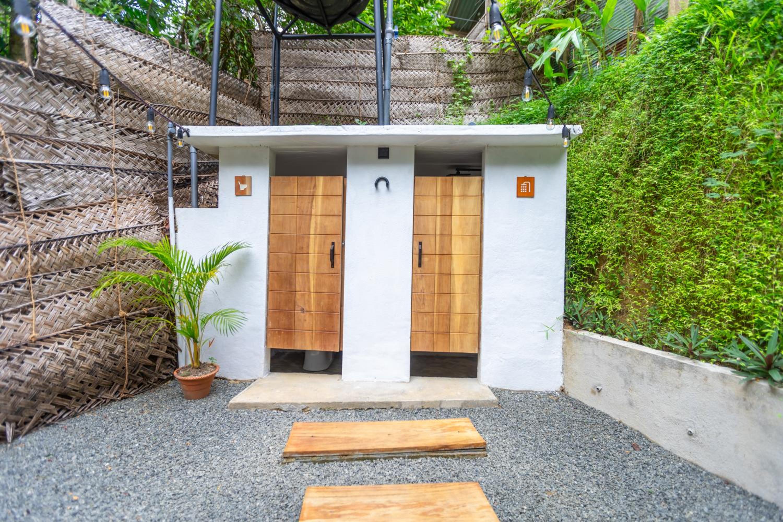 Coconut Cabin - Hiriketiya Beach