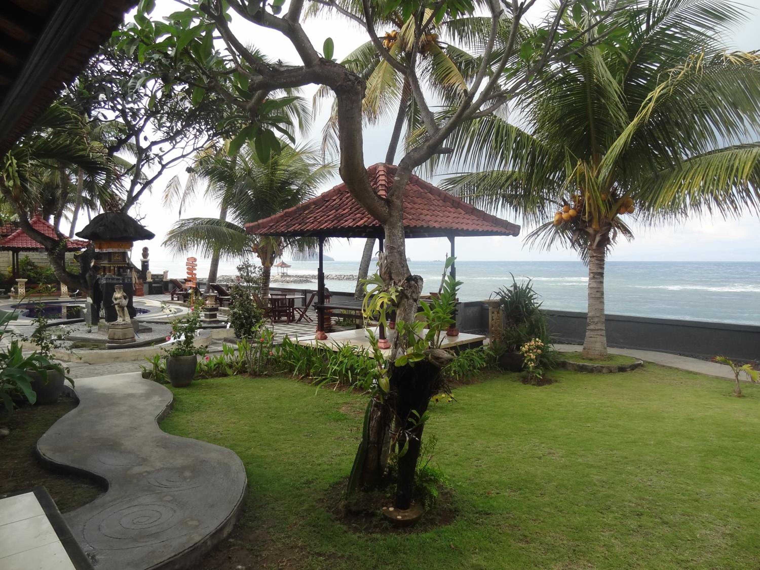 Segara Wangi Beach Cottages