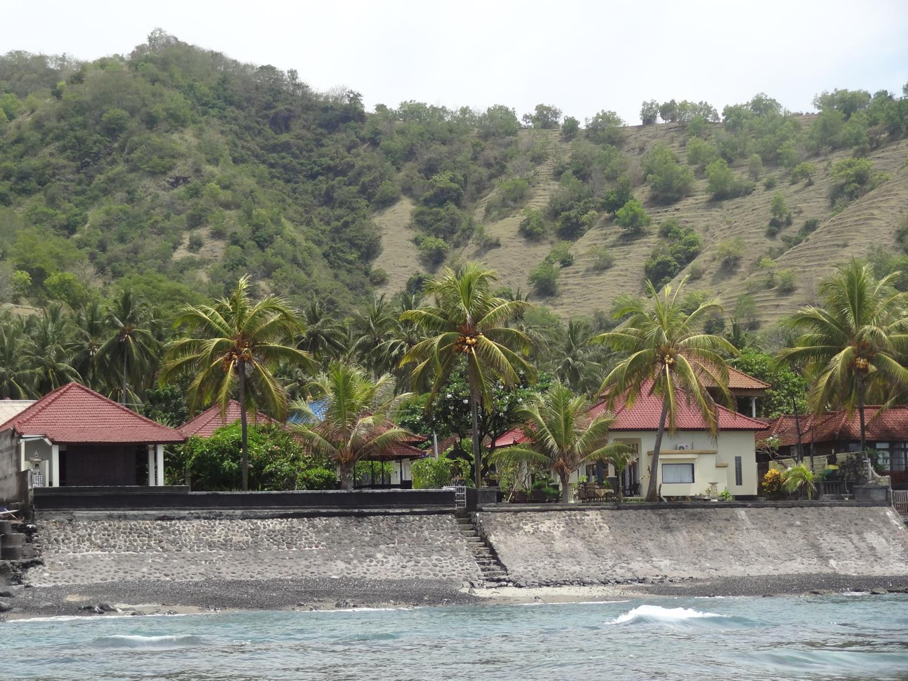 Segara Wangi Beach Cottages