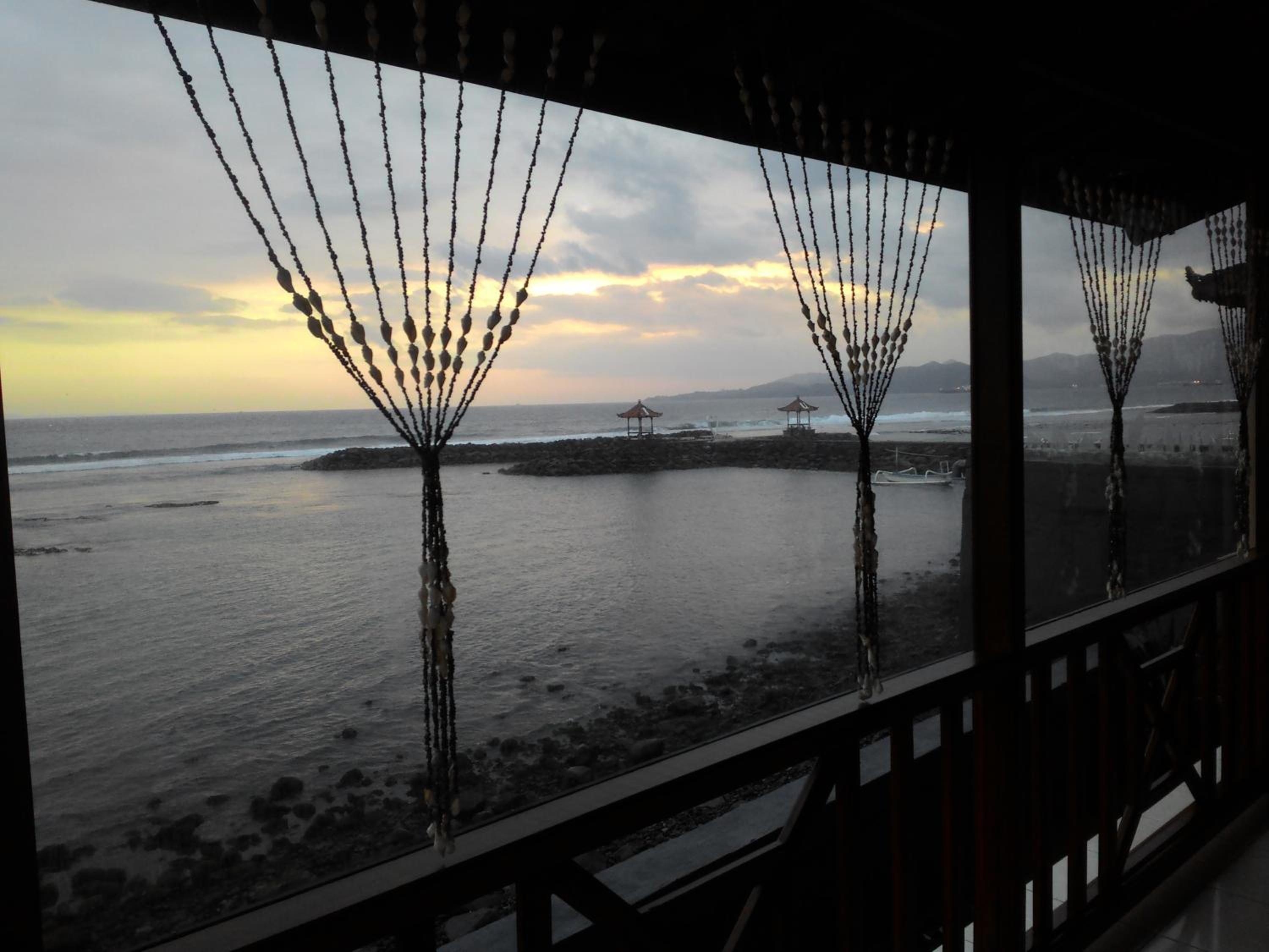 Segara Wangi Beach Cottages