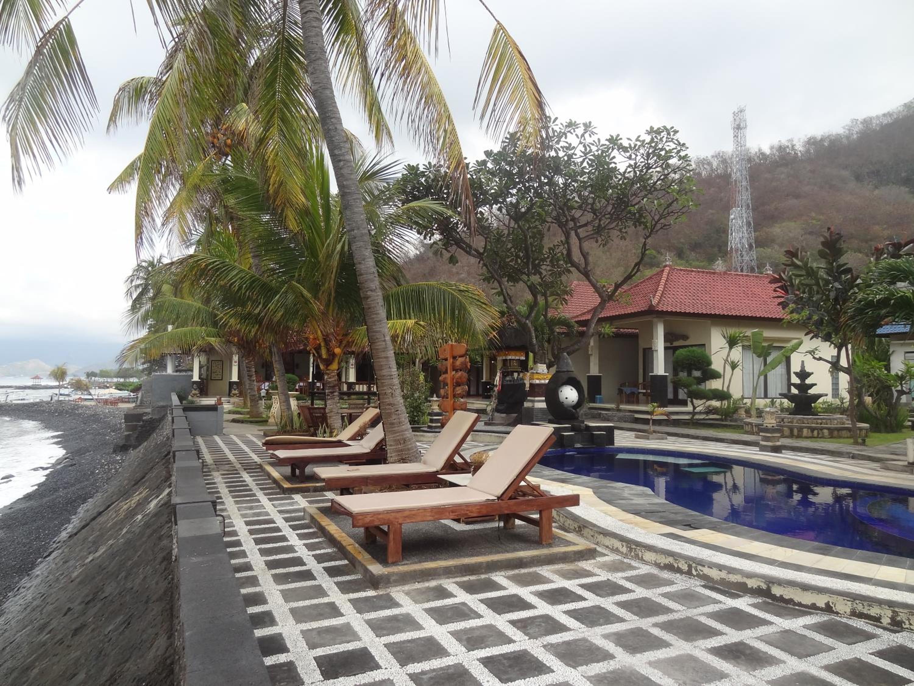 Segara Wangi Beach Cottages