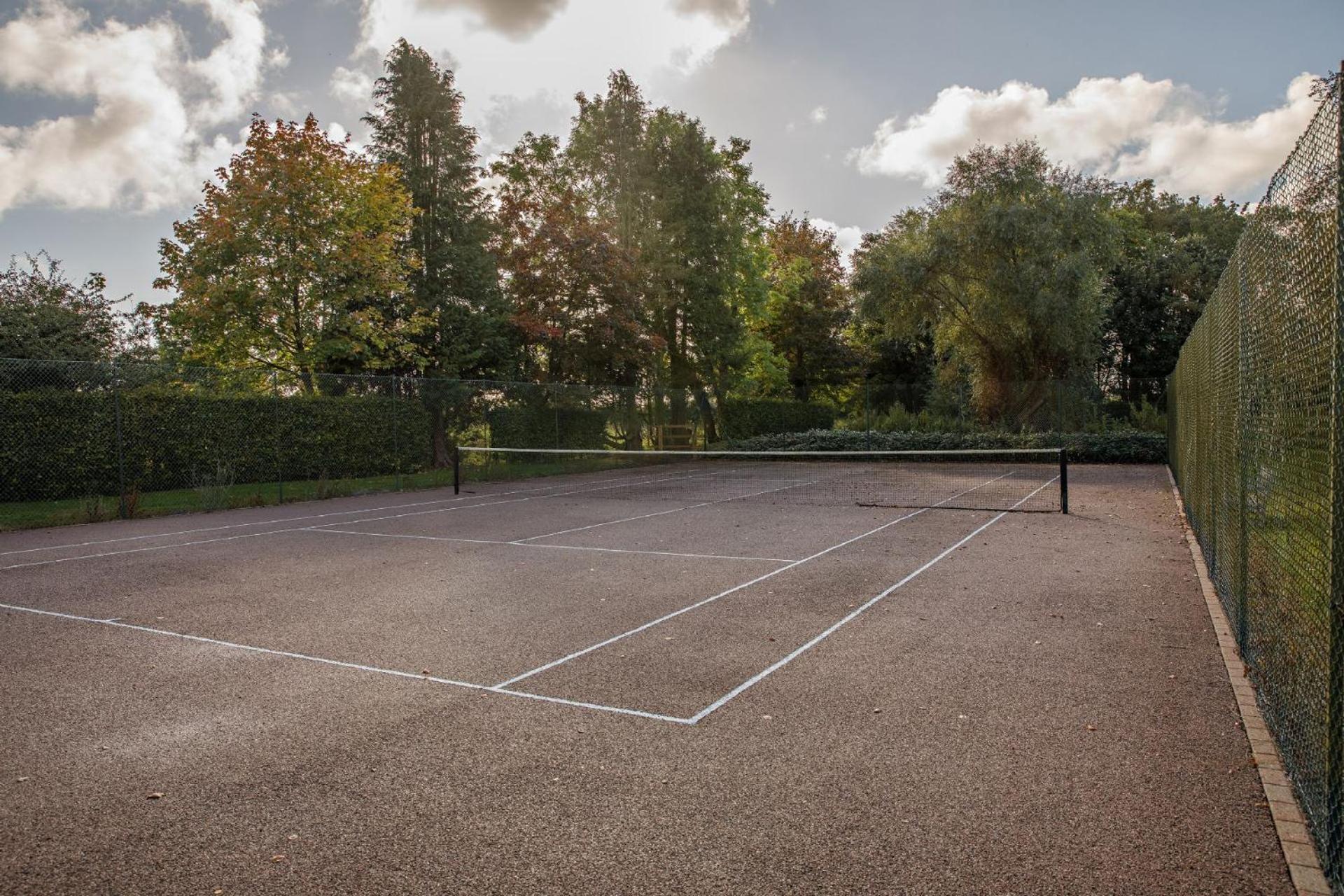 Saham Grove Hall by Group Retreats view 5