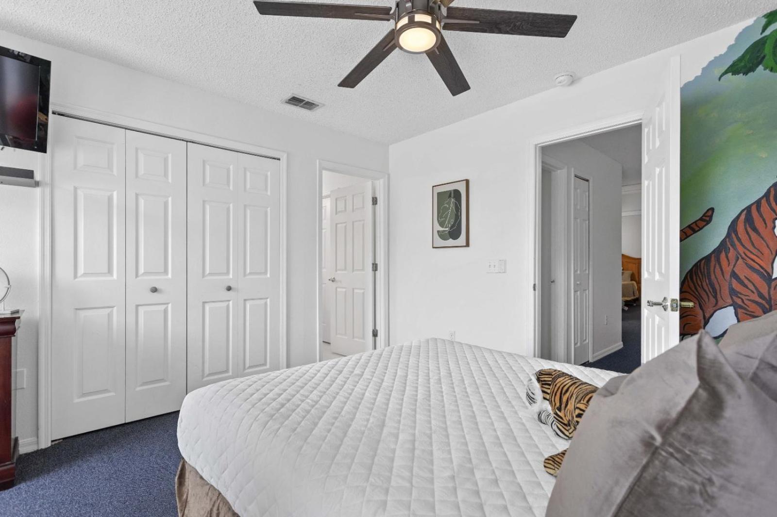 Family Home 5mi to Disney: Pool & Game Room