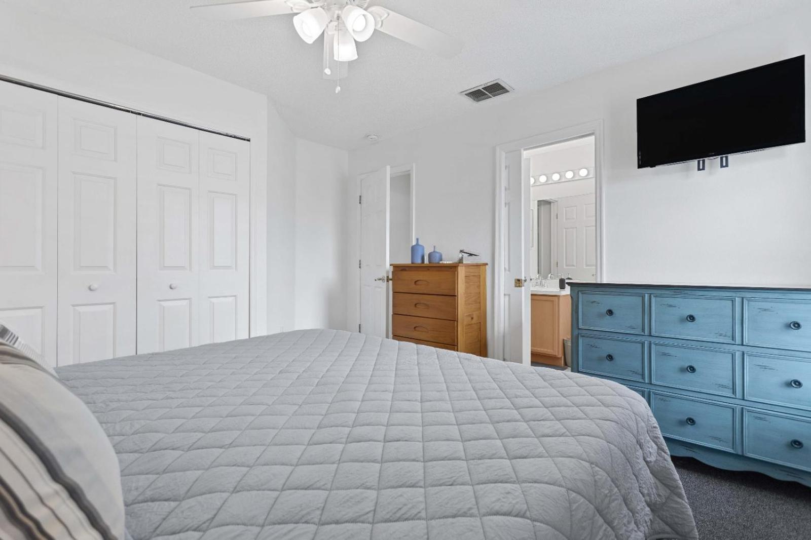 Family Home 5mi to Disney: Pool & Game Room