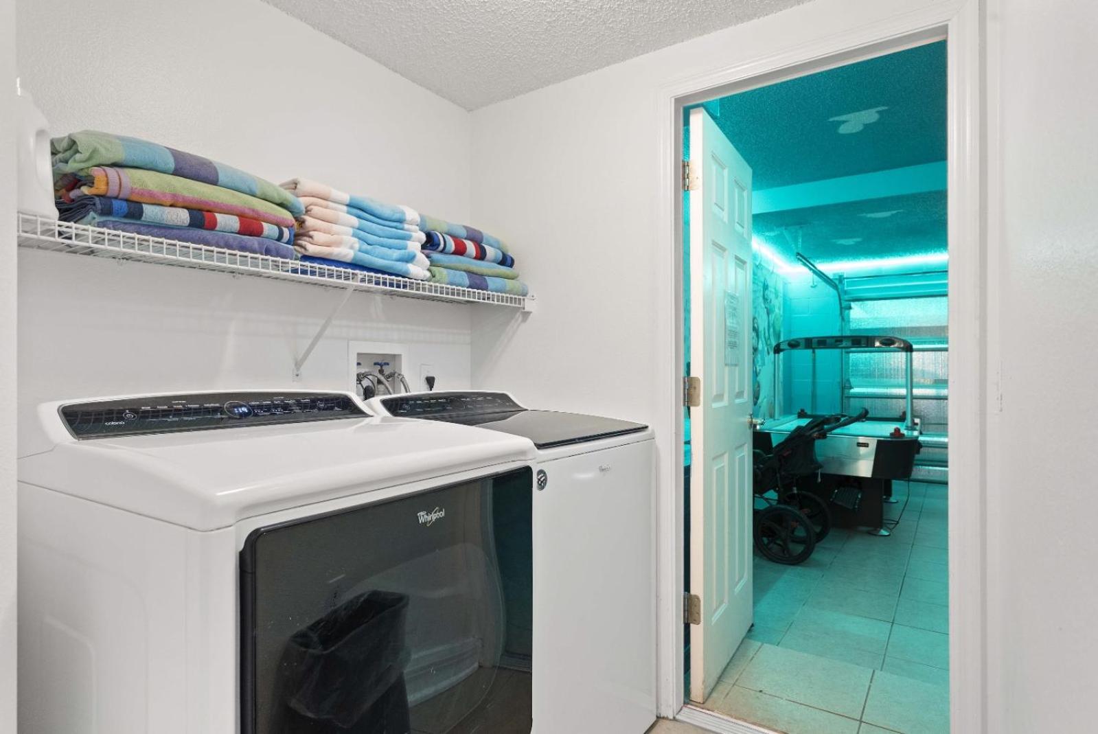 Family Home 5mi to Disney: Pool & Game Room