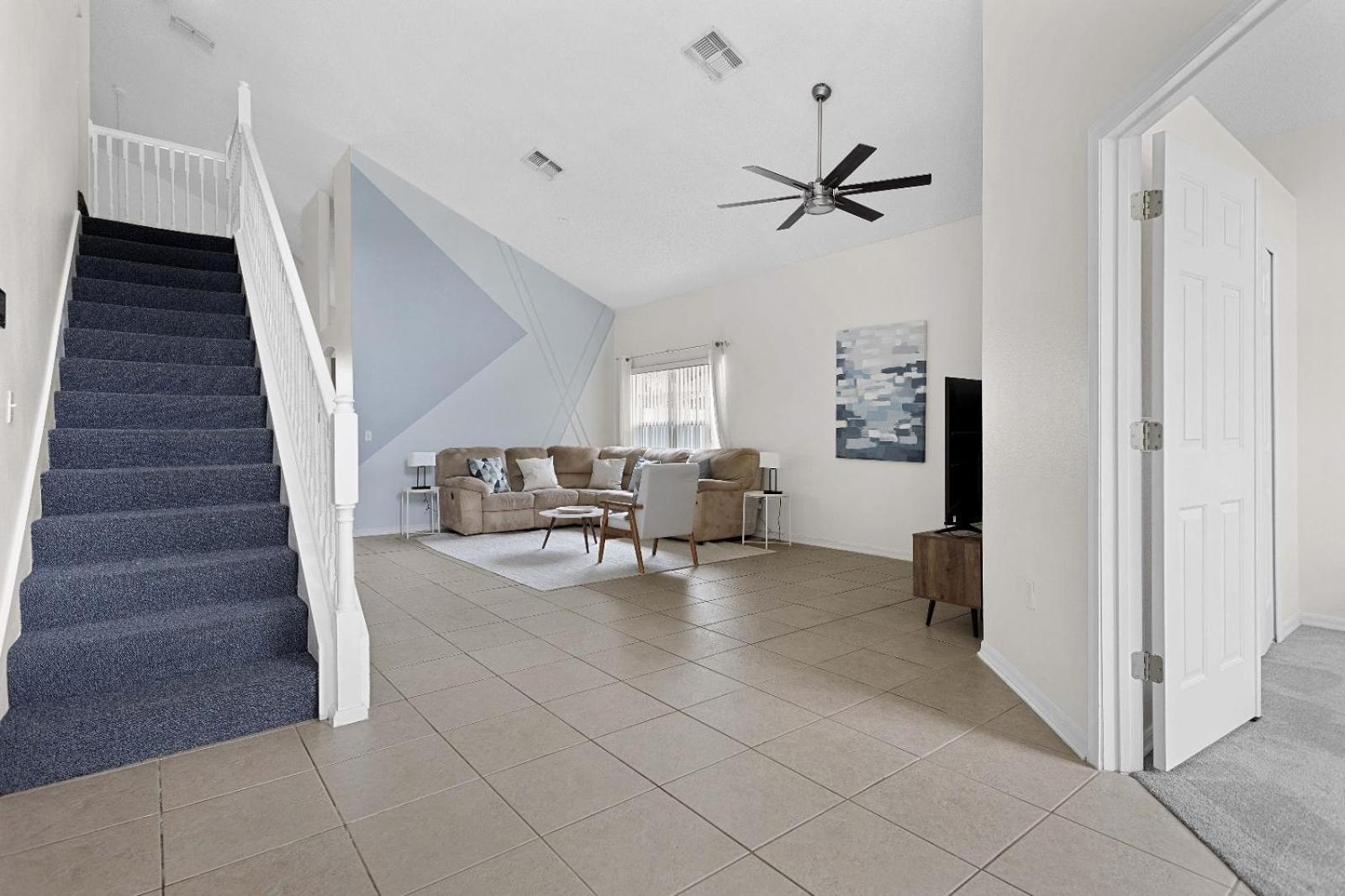 Family Home 5mi to Disney: Pool & Game Room