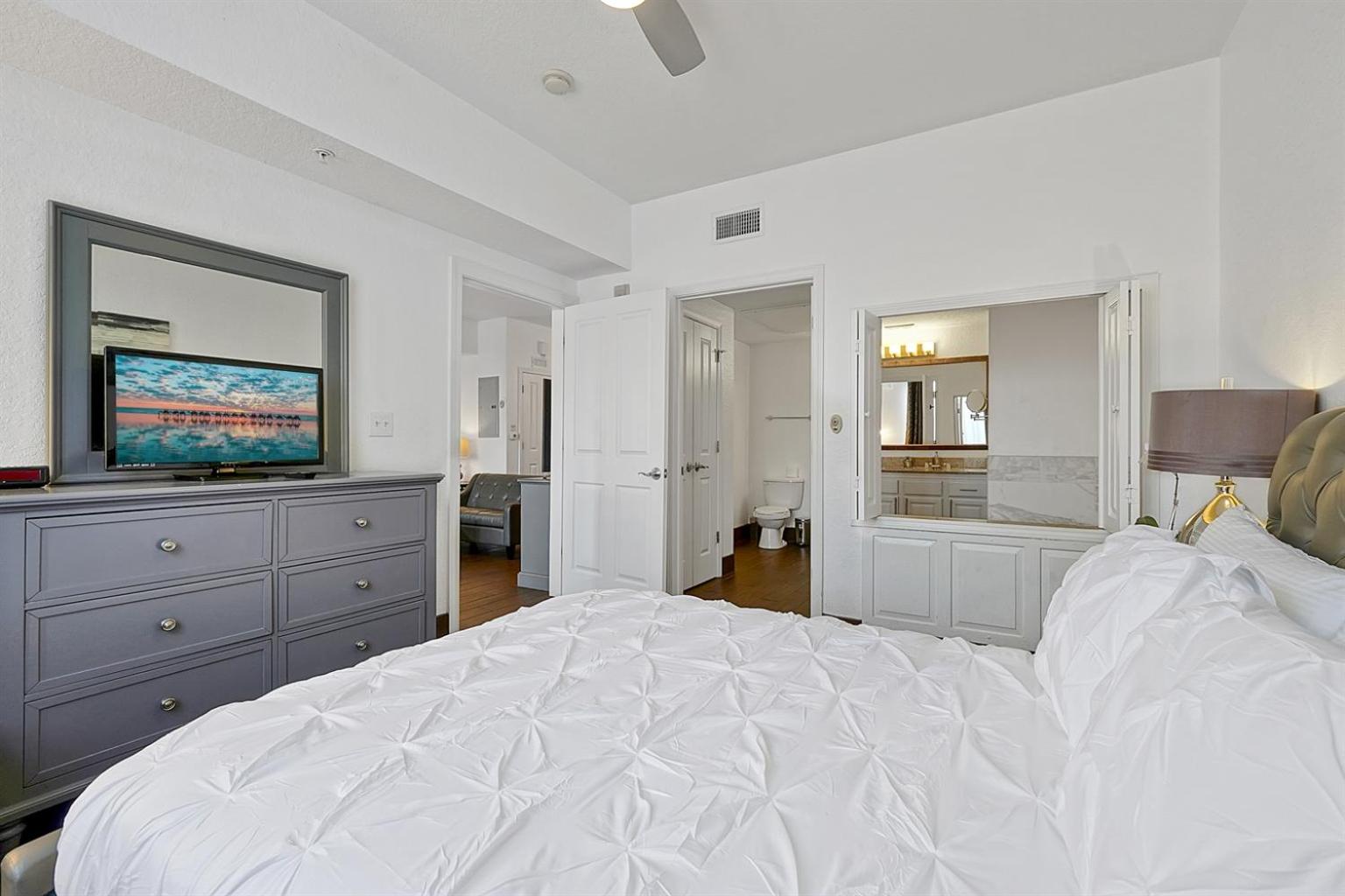 International Drive Luxury Condo