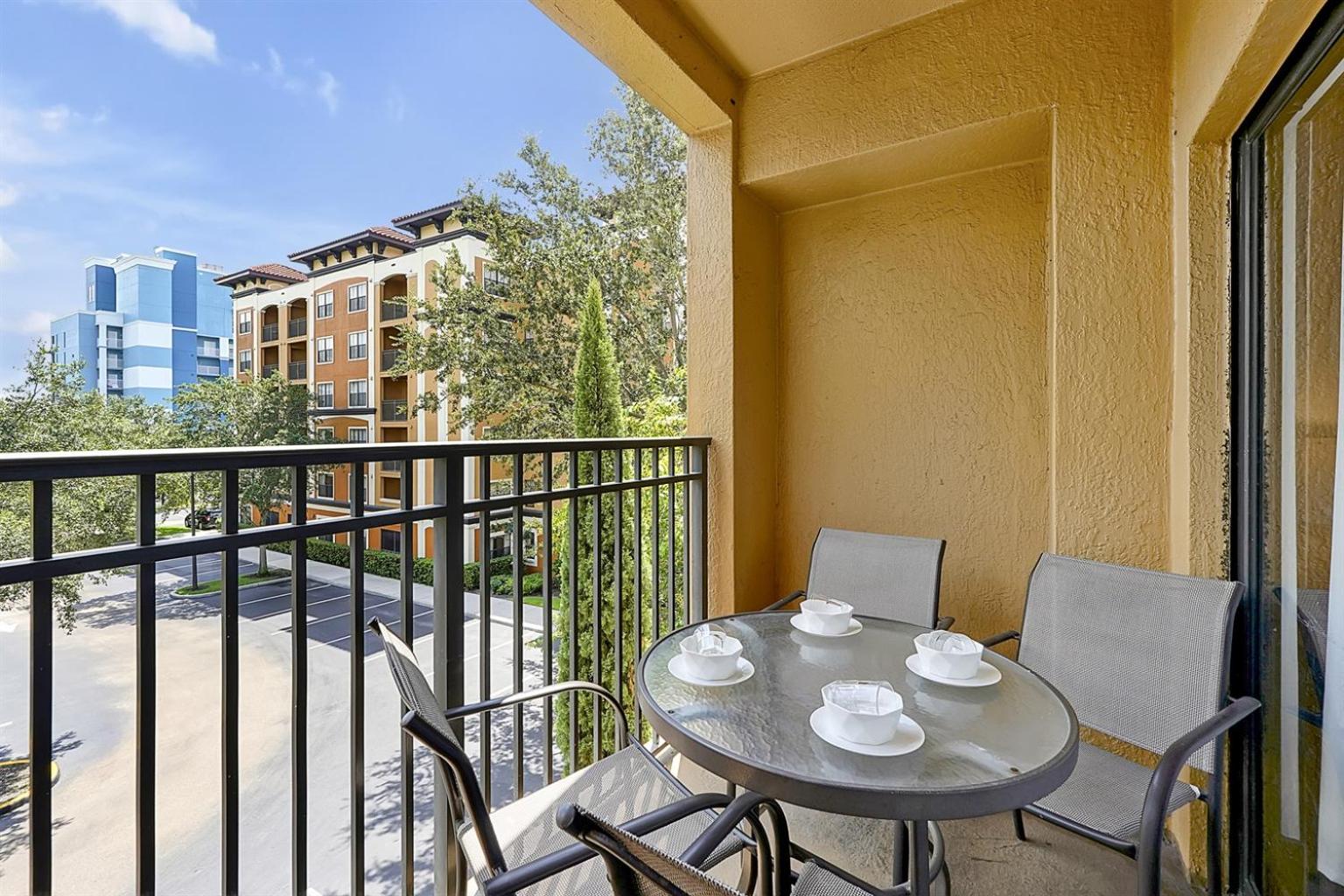 International Drive Luxury Condo