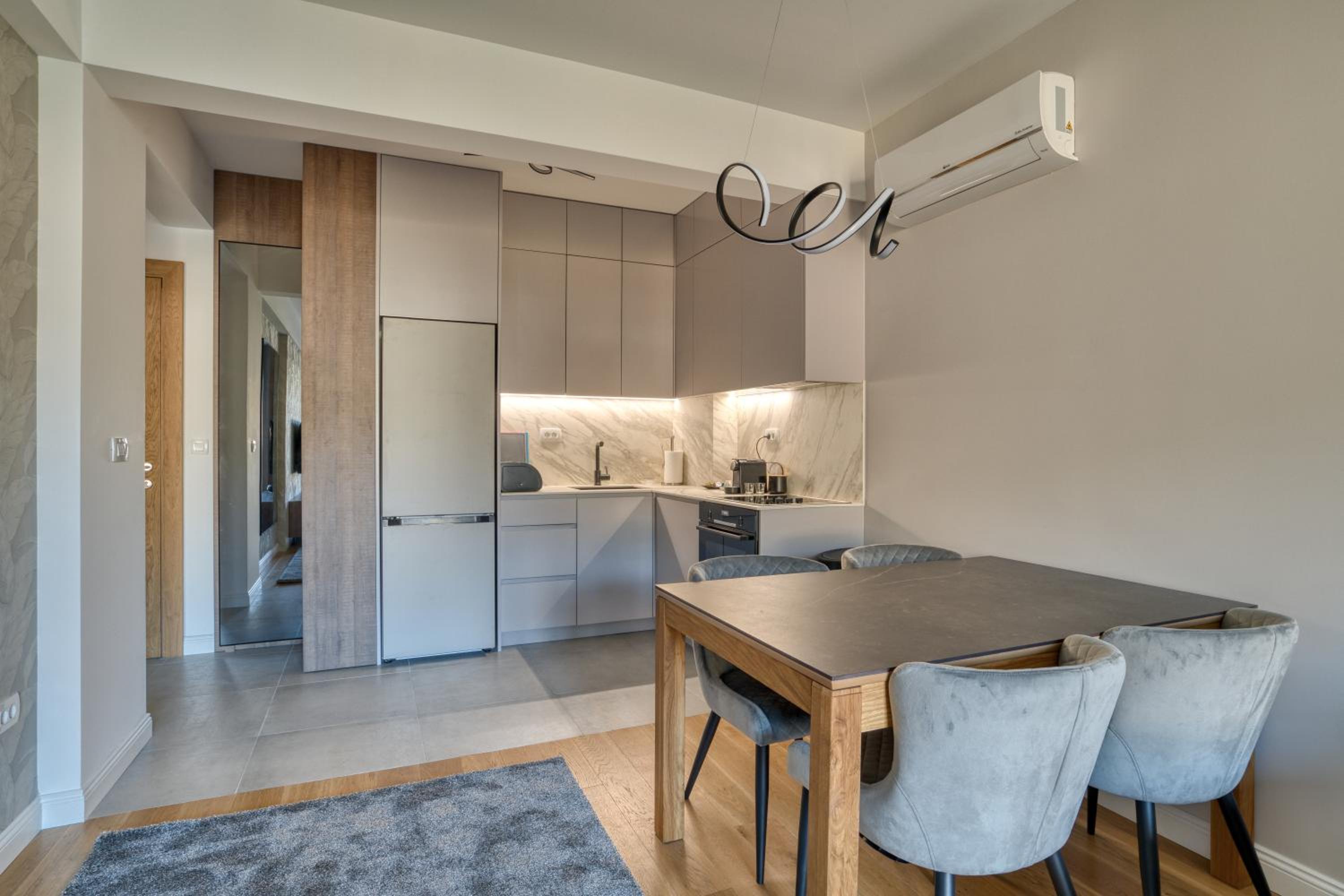 LOLA Apartmani