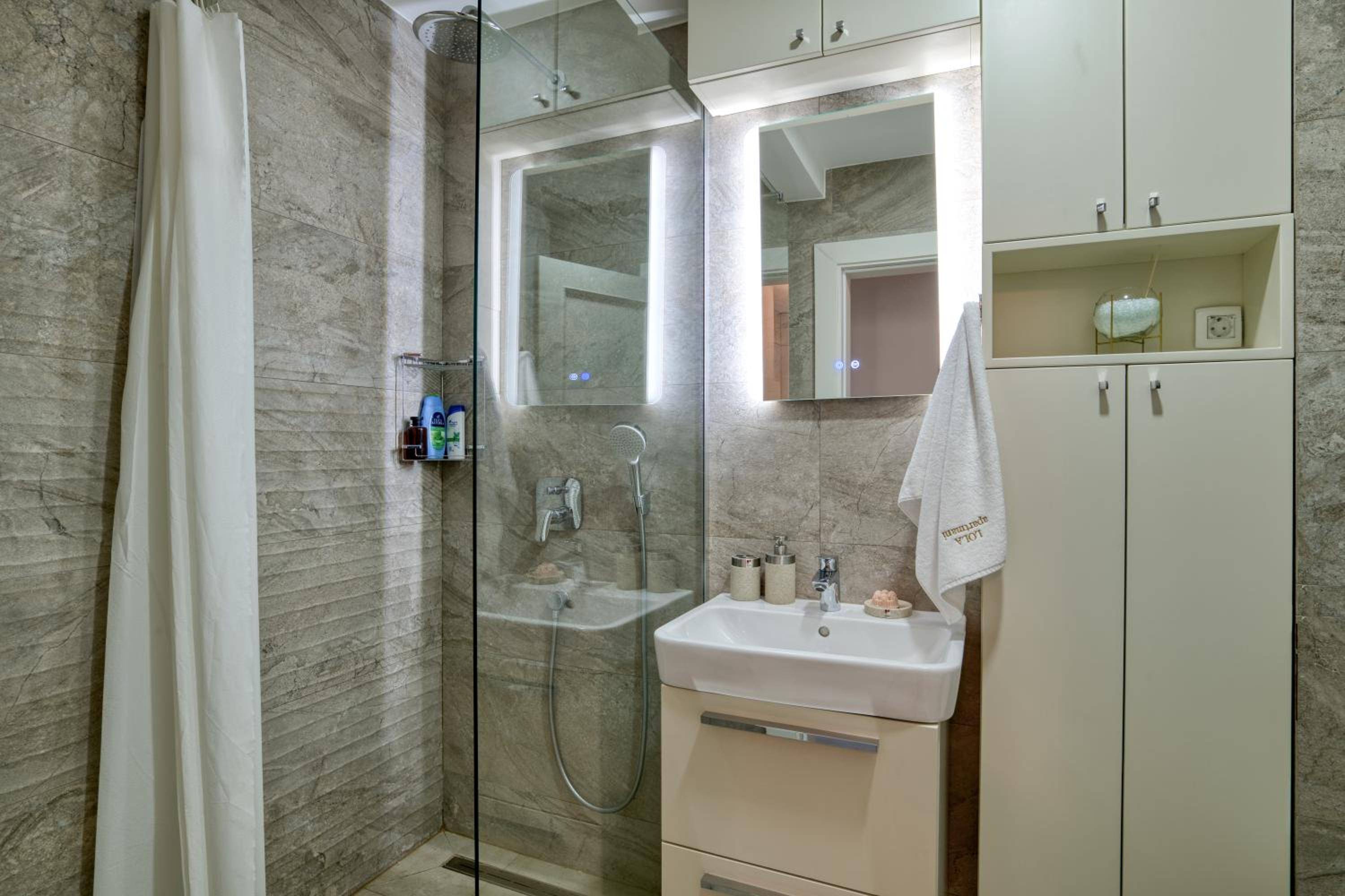 LOLA Apartmani