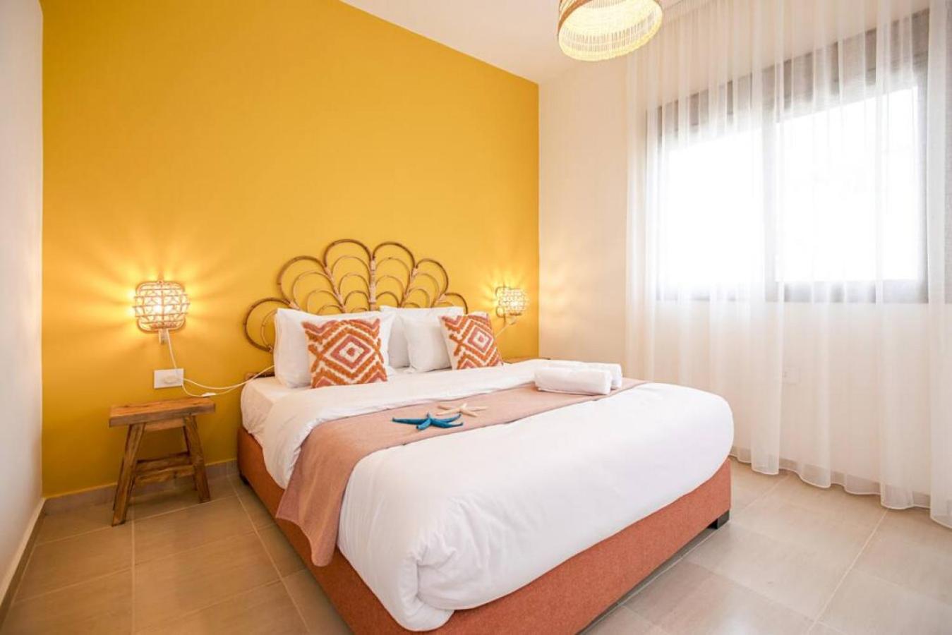 Akl - Chic Apartments & Balconies in Batroun