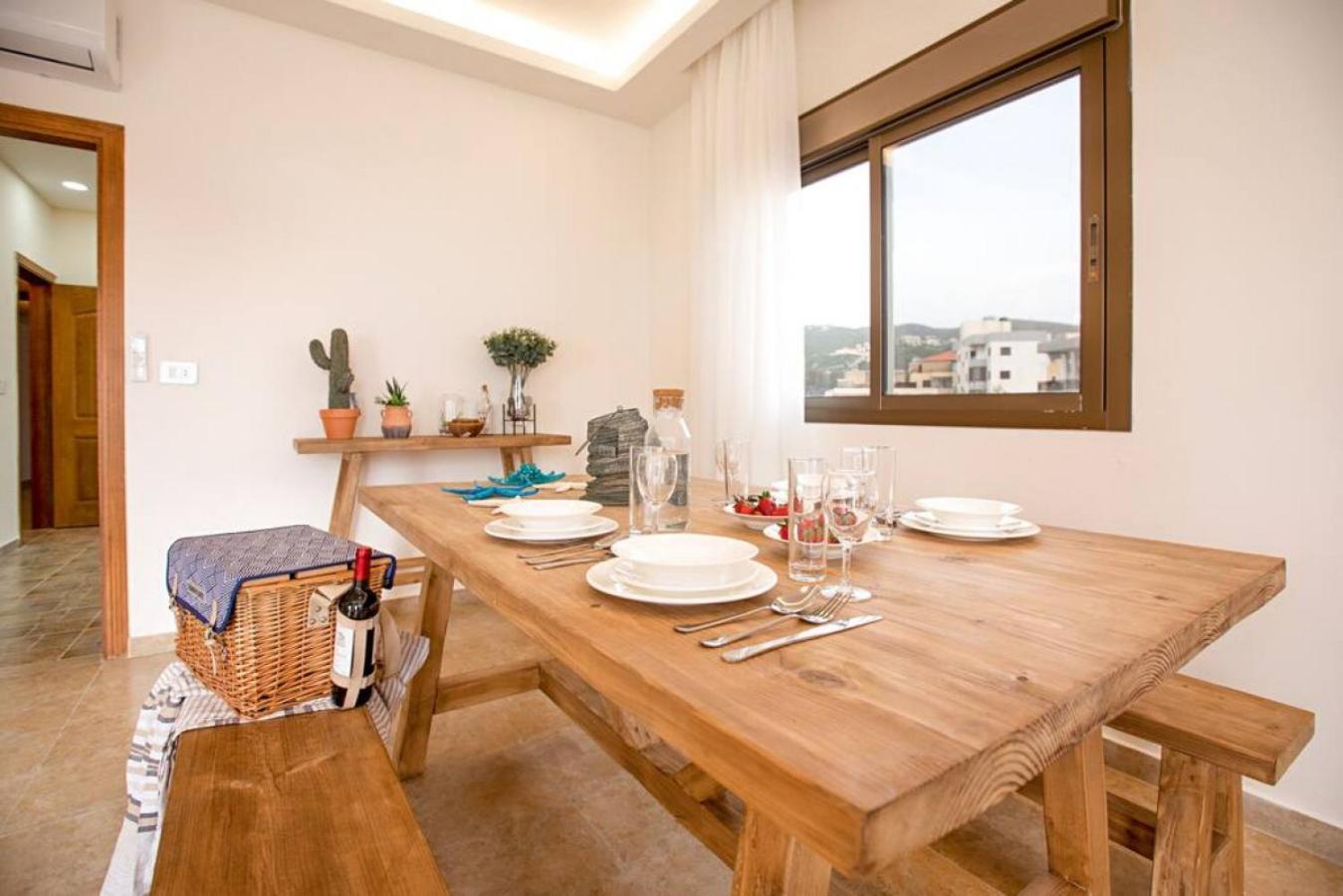 Akl - Chic Apartments & Balconies in Batroun