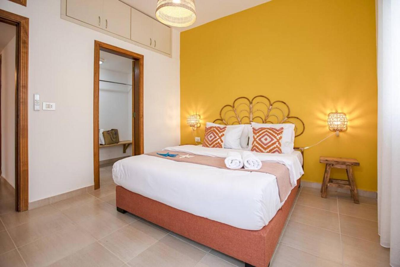 Akl - Chic Apartments & Balconies in Batroun