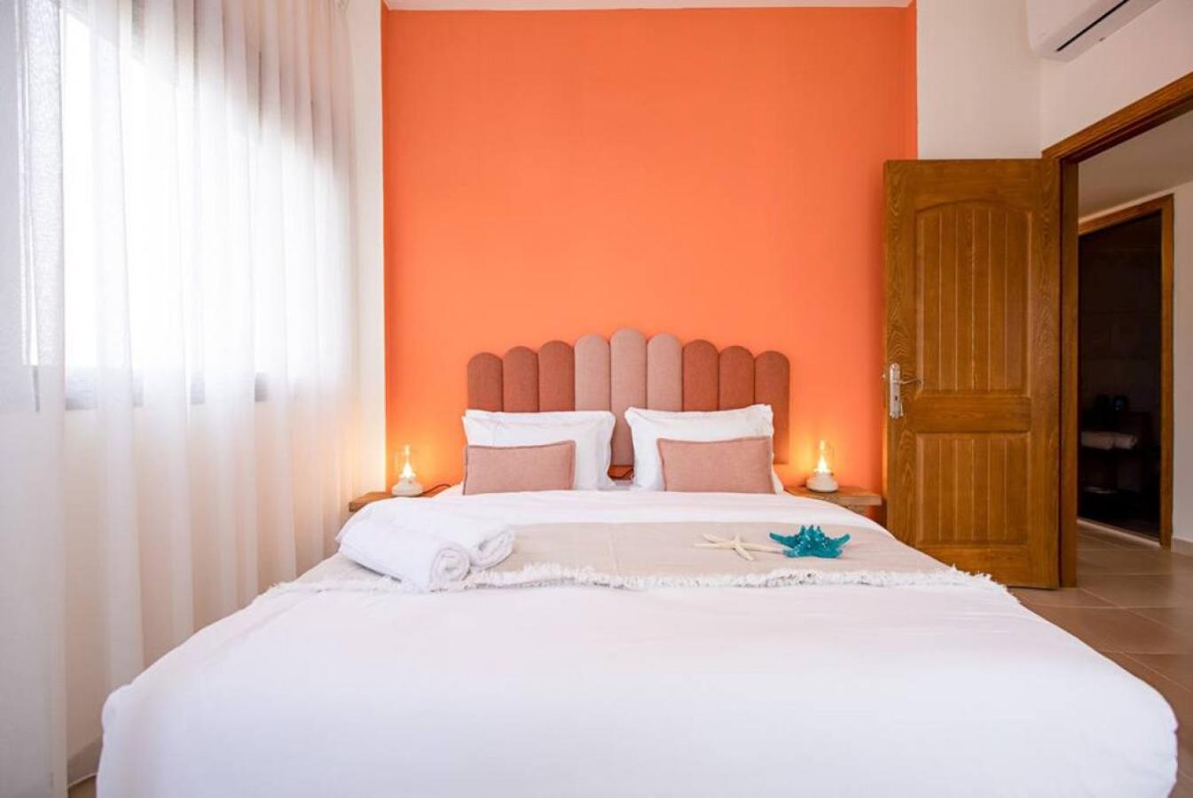 Akl - Chic Apartments & Balconies in Batroun