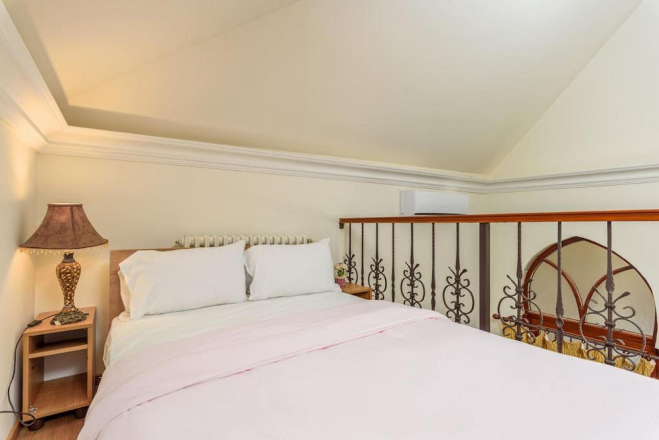 Authentic Villa with Pool and Garden in Beit Chabeb