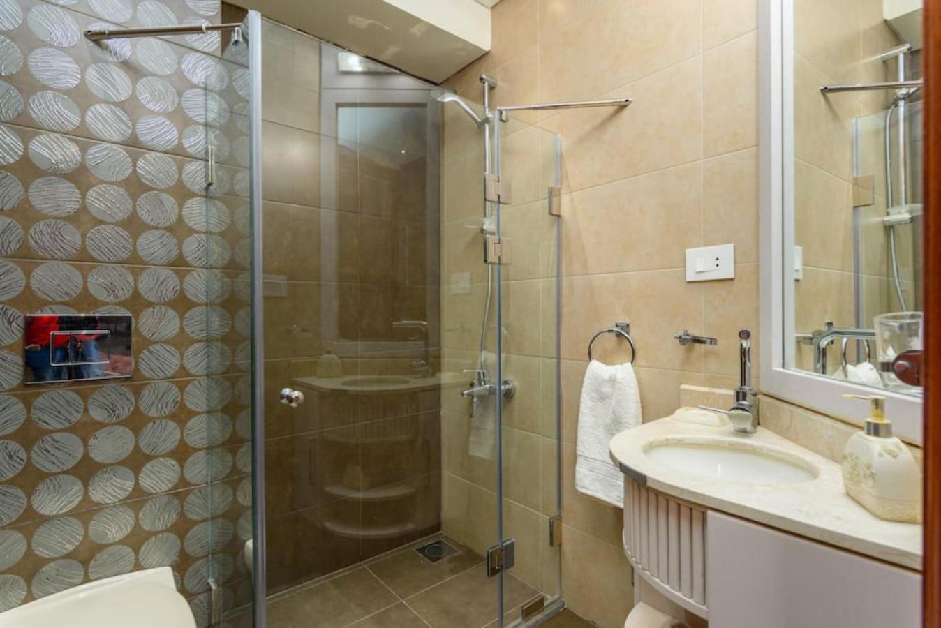 Authentic Villa with Pool and Garden in Beit Chabeb