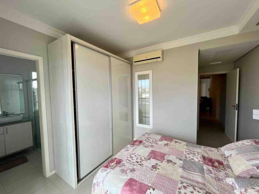 Apto 2 quartos na praia de palmas