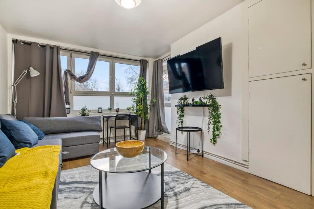 Peaceful 2-Bed South Bank