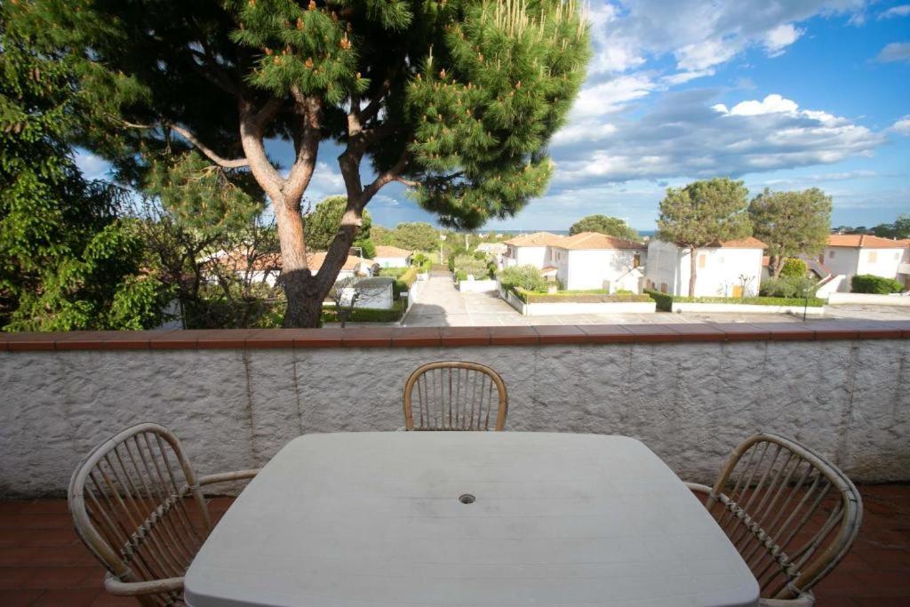 N114 - Numana, trilocale con vista mare view 2