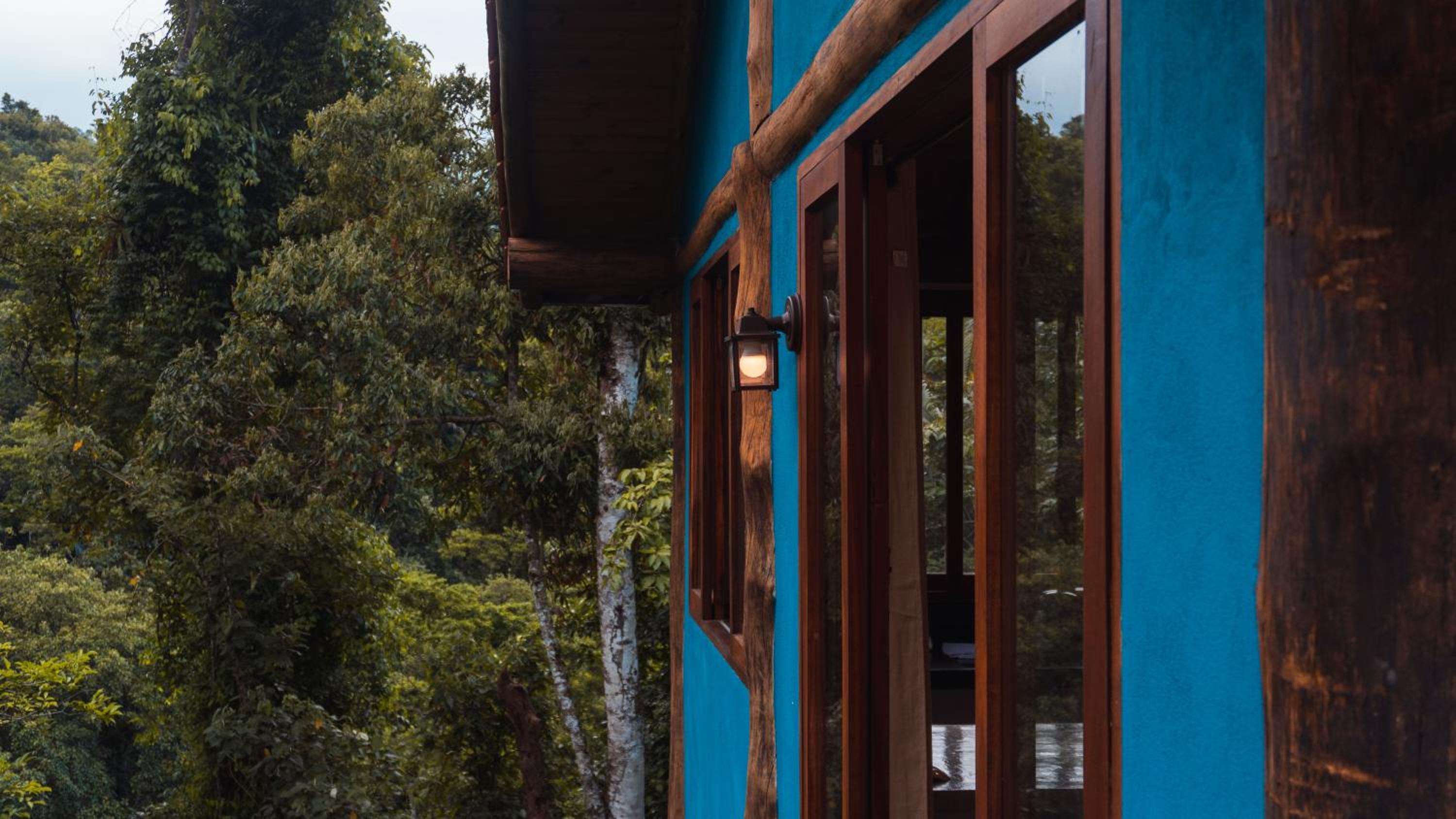 Ecocasa azul - Chalé na mata