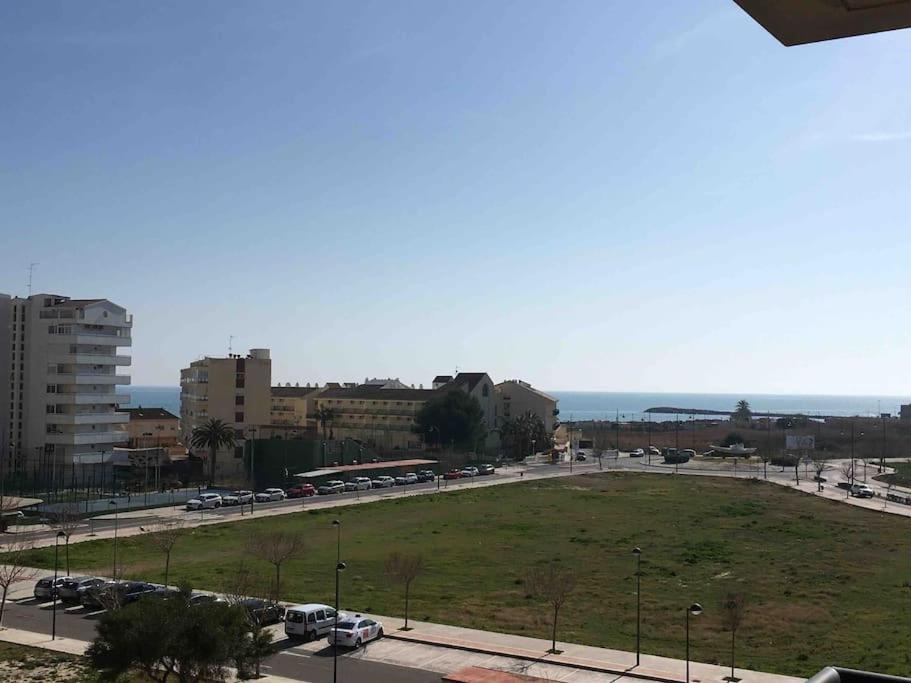 Piso acogedor con vistas al mar view 4