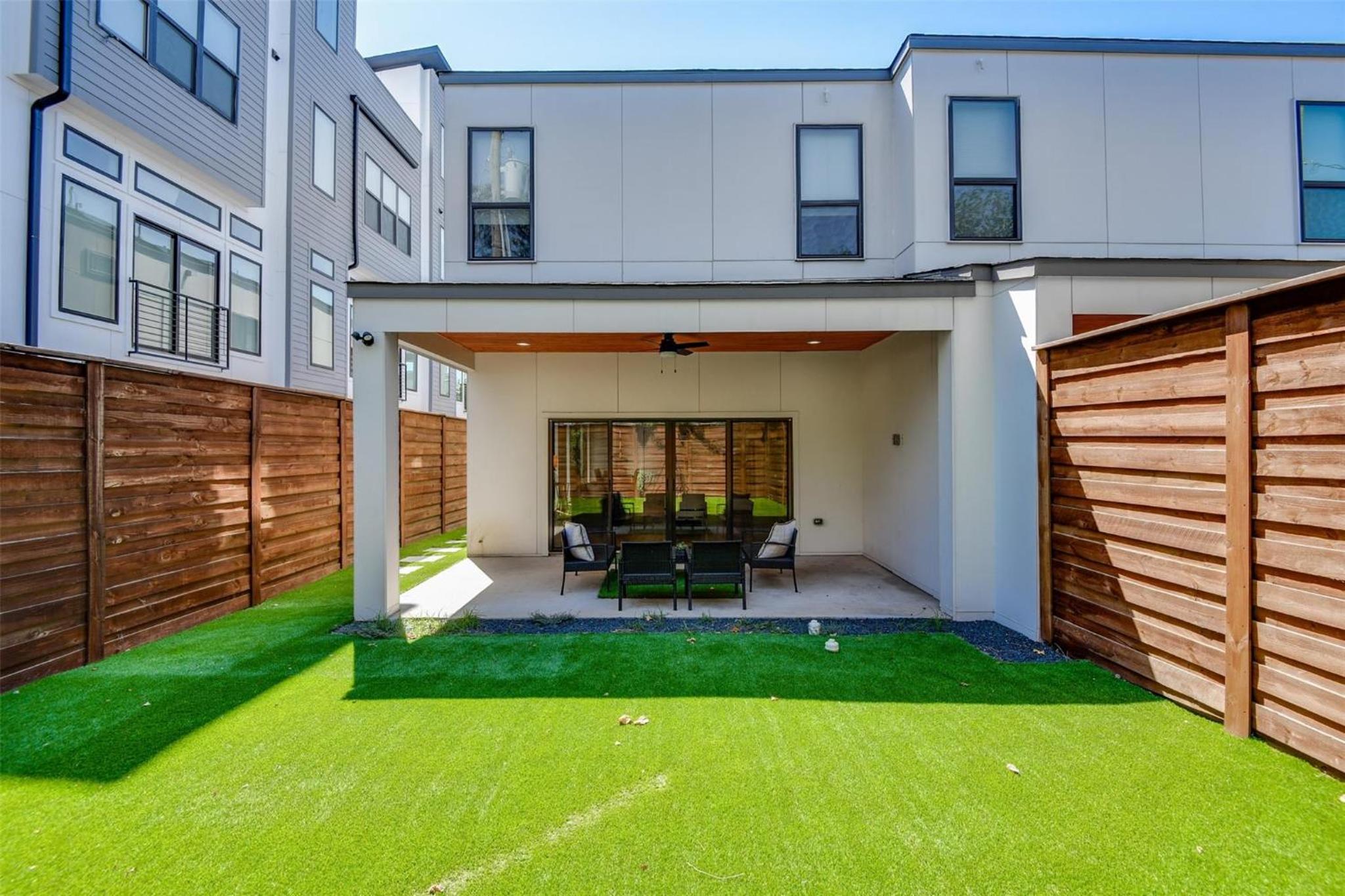 Uptown Modern with Private Patio & 1Gbps Wi-Fi