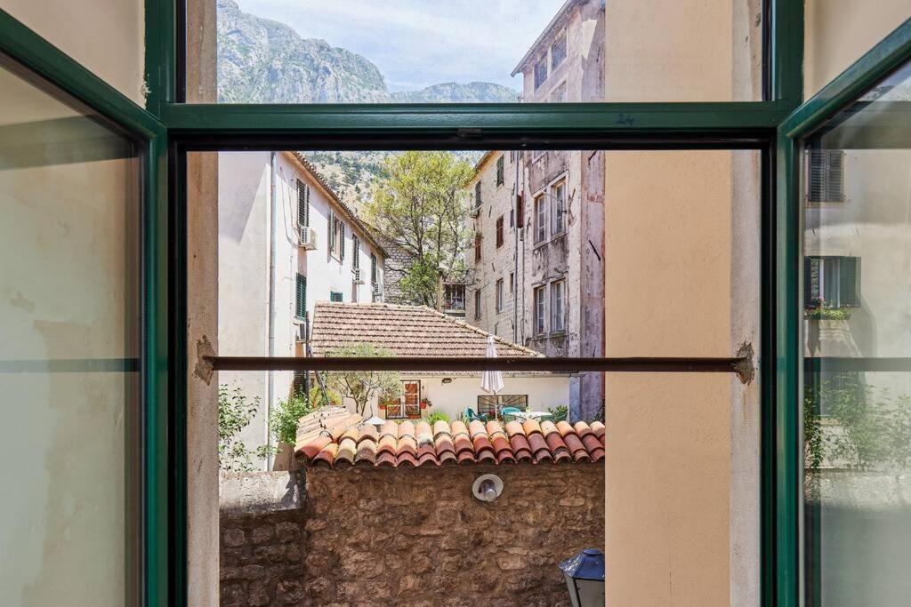 1-Bedroom Flat on the Main Square in the Old Town view 2