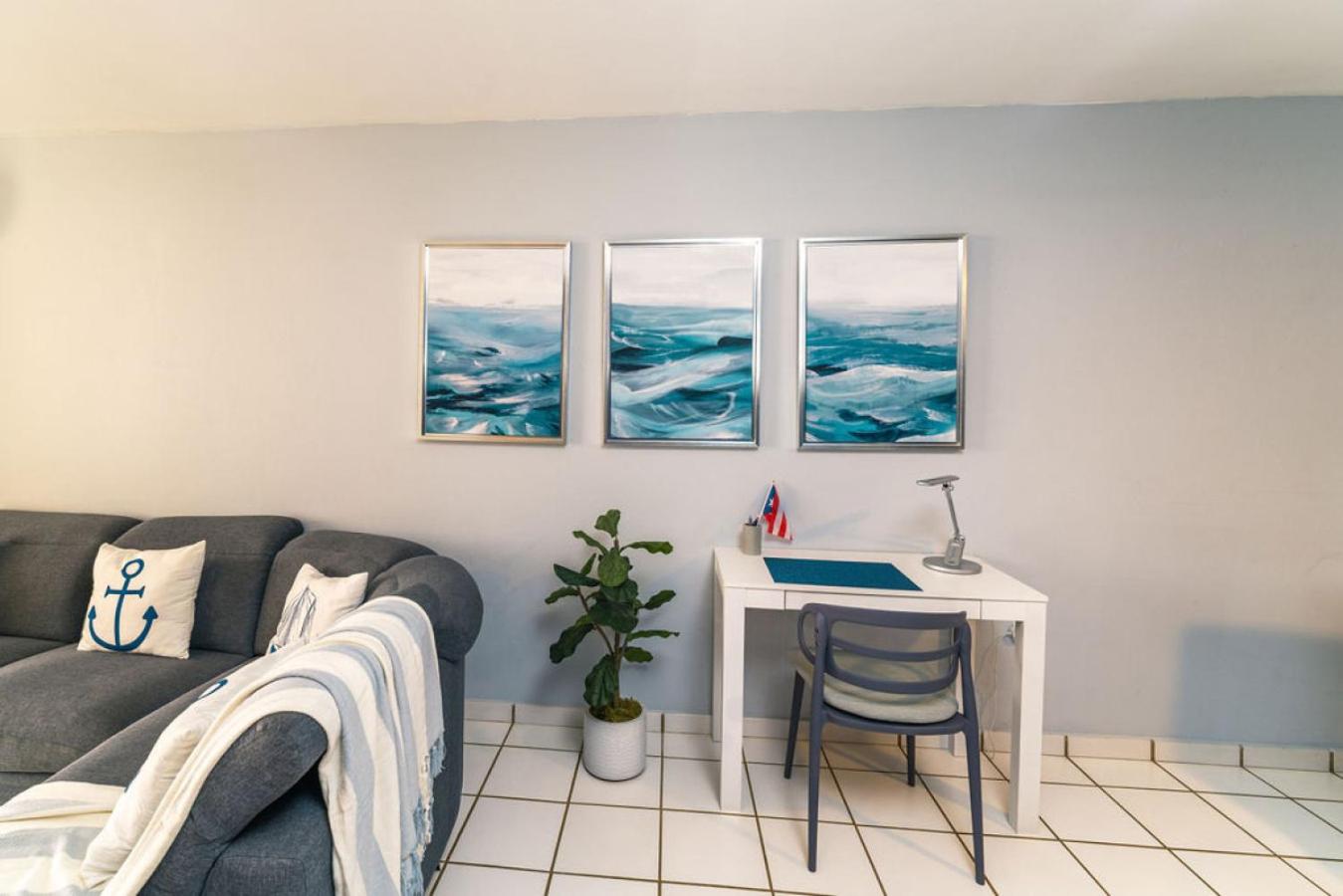 Costa Corcega 1F- Puerta del Sol Beachfront Escape